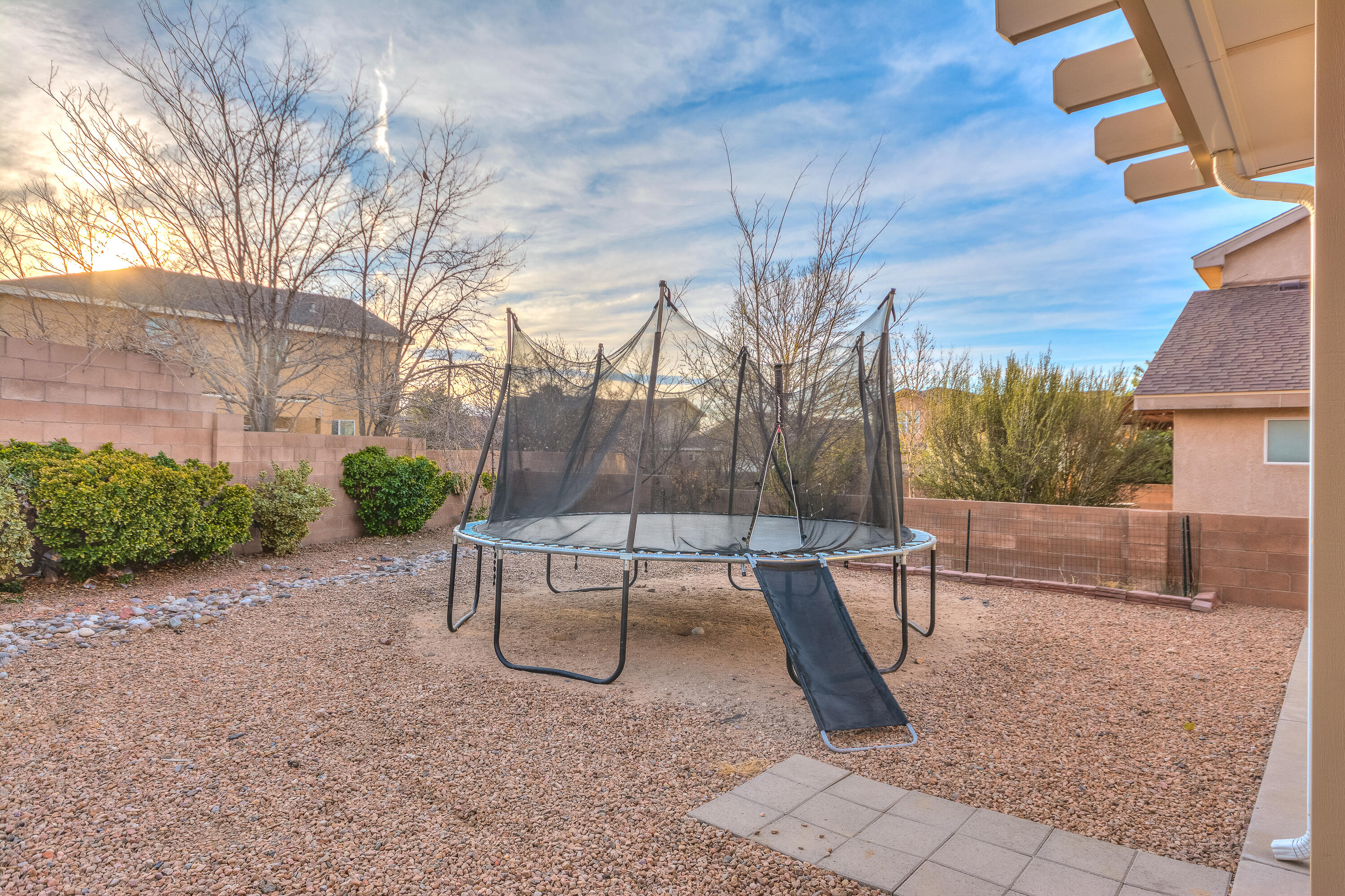 10527 Brookville Street NW