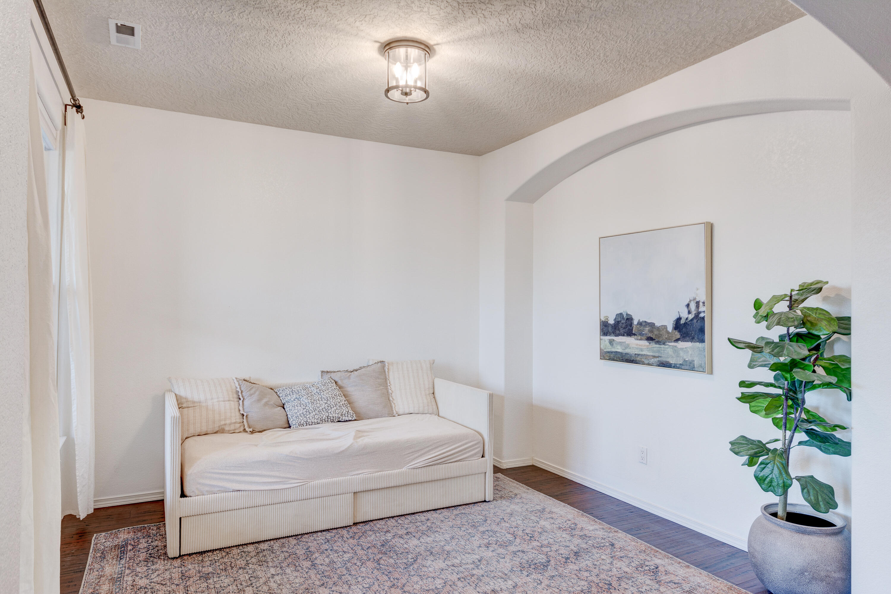 10527 Brookville Street NW