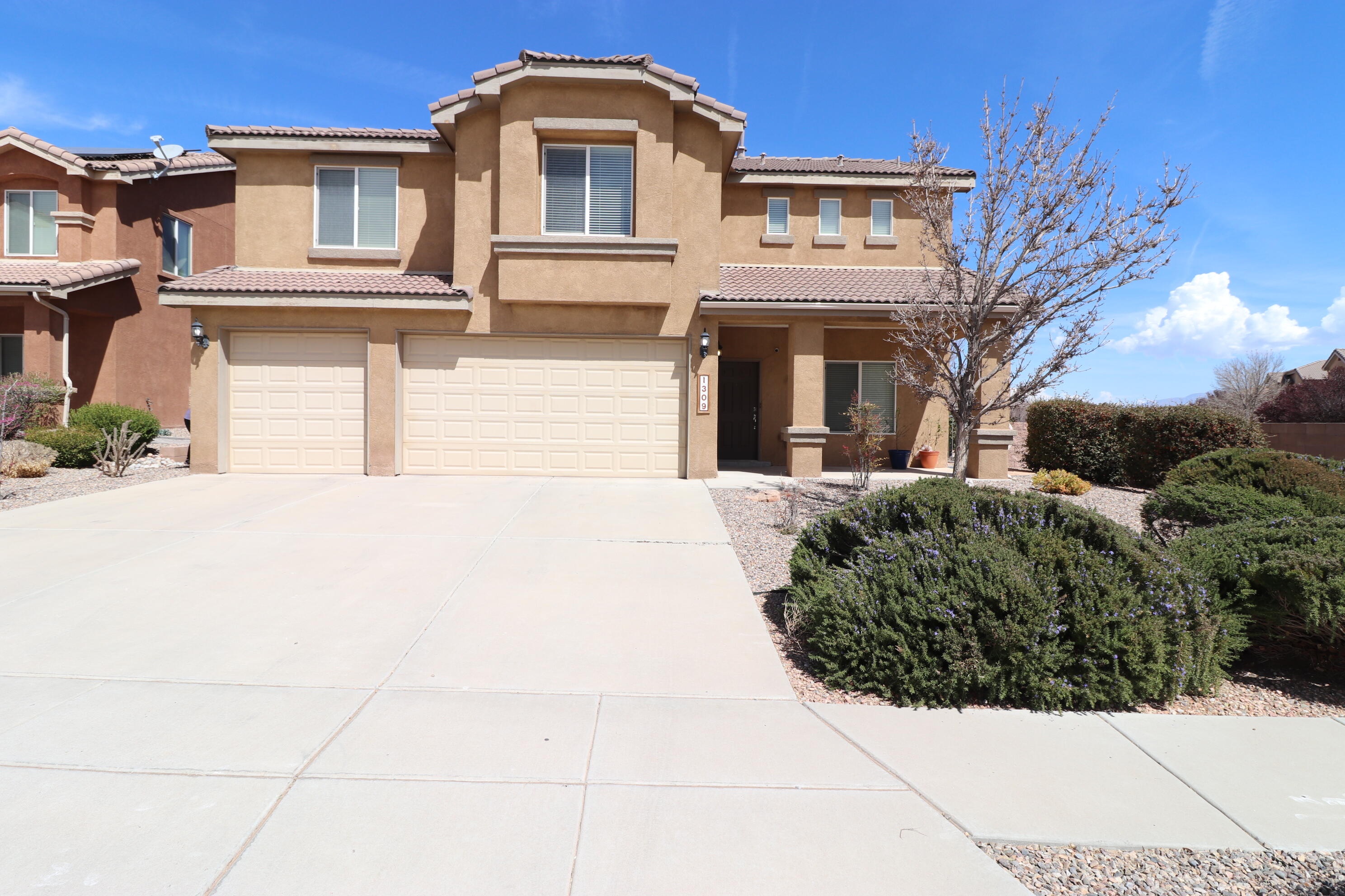 1309 Cirrus Drive NW