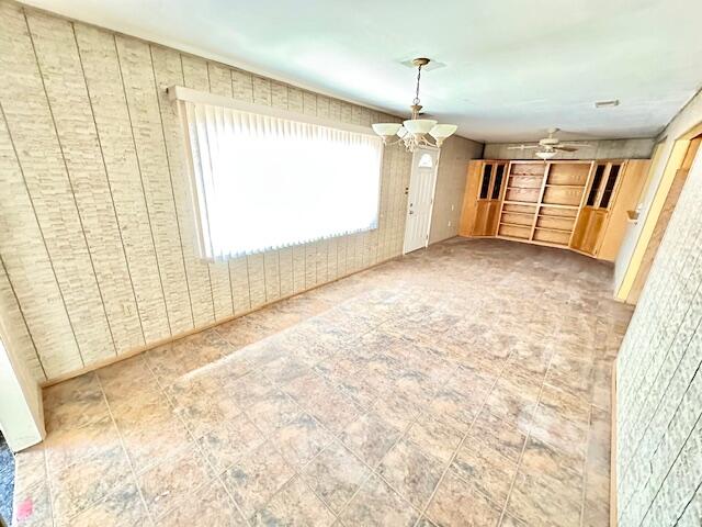 601 E Sargent Street