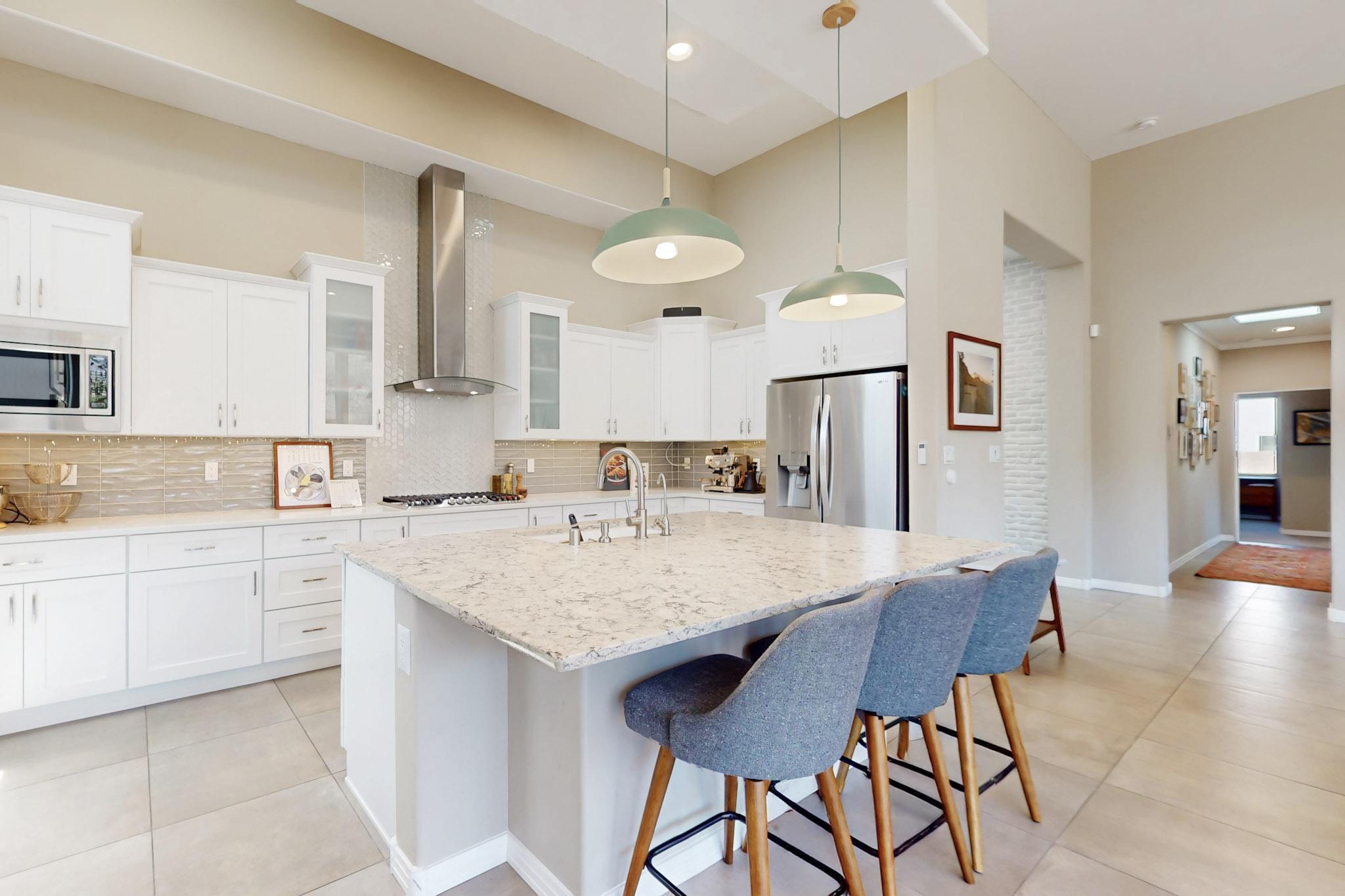 5100 PIEDRA ALTA Lane NE