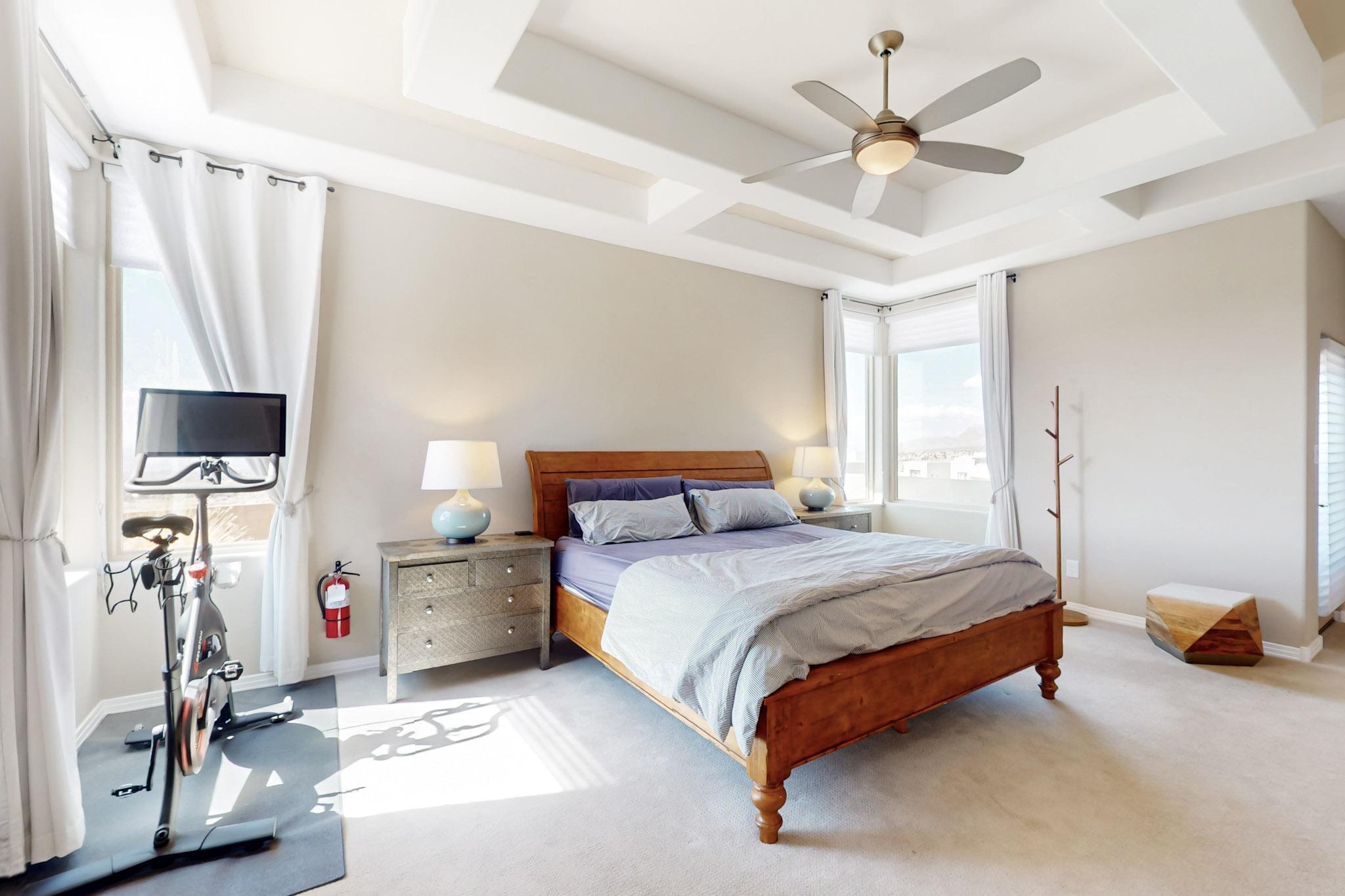 5100 PIEDRA ALTA Lane NE