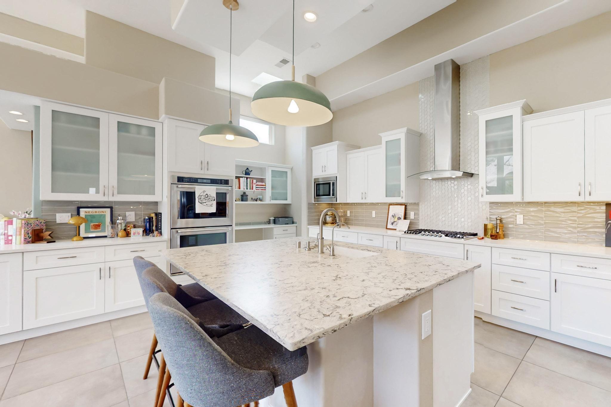 5100 PIEDRA ALTA Lane NE