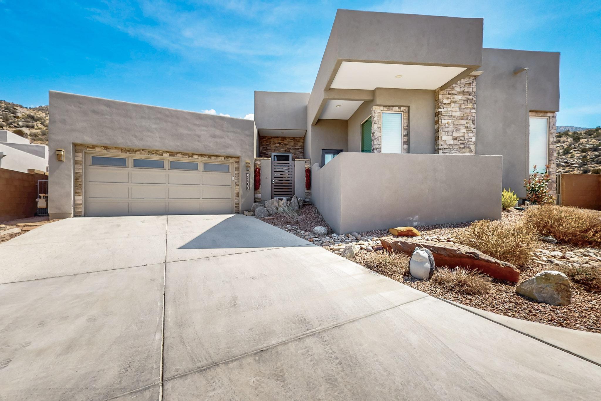 5100 PIEDRA ALTA Lane NE