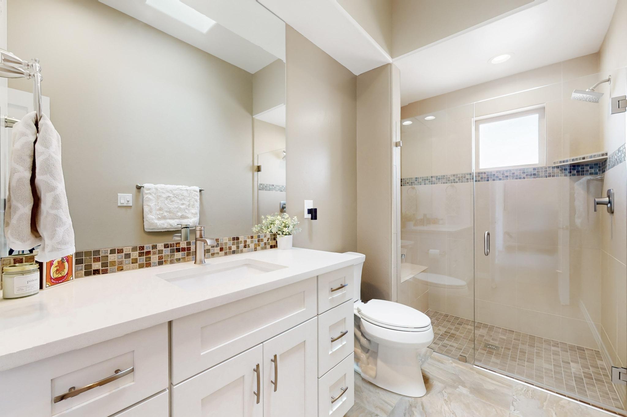 5100 PIEDRA ALTA Lane NE