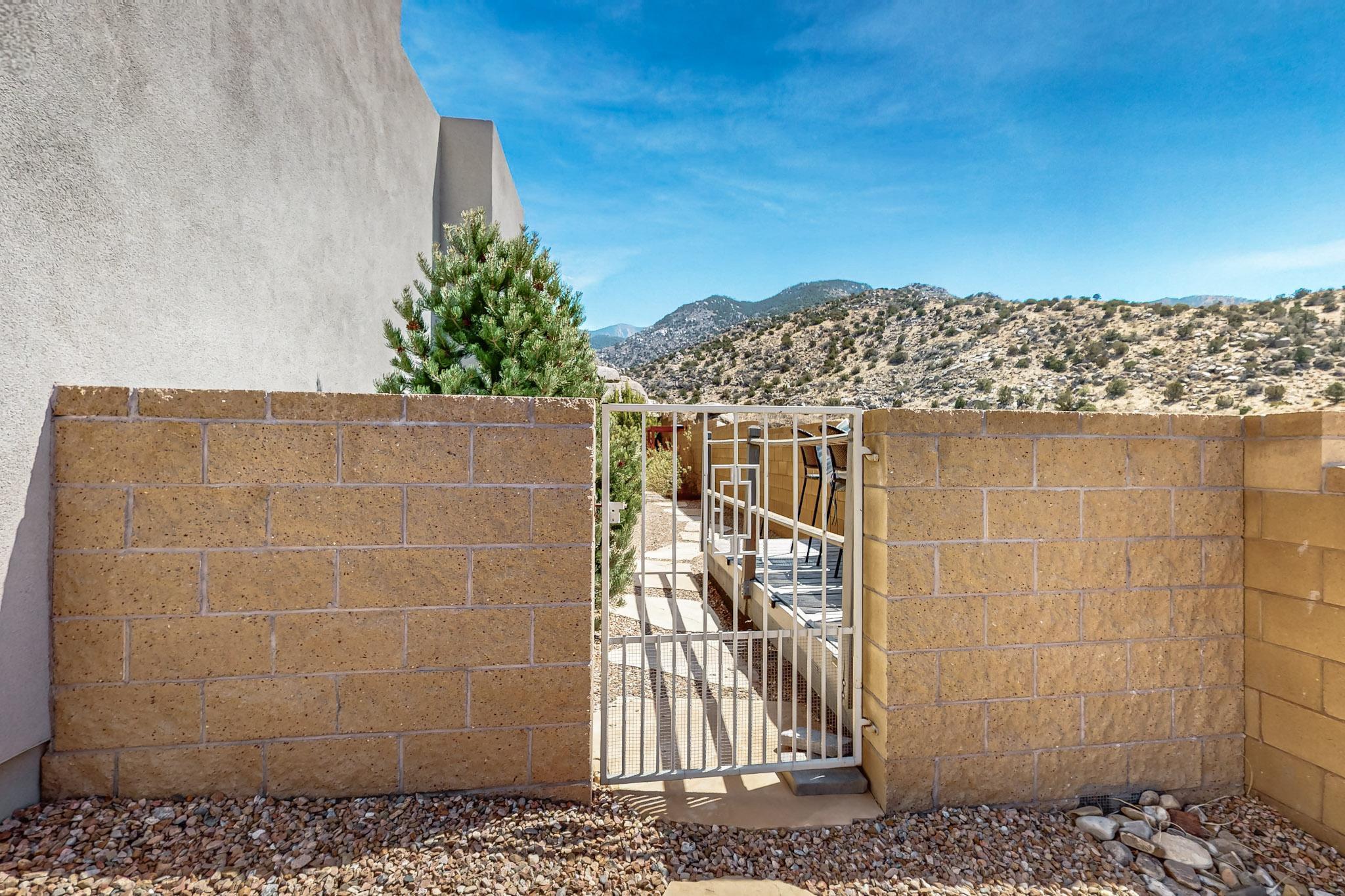 5100 PIEDRA ALTA Lane NE