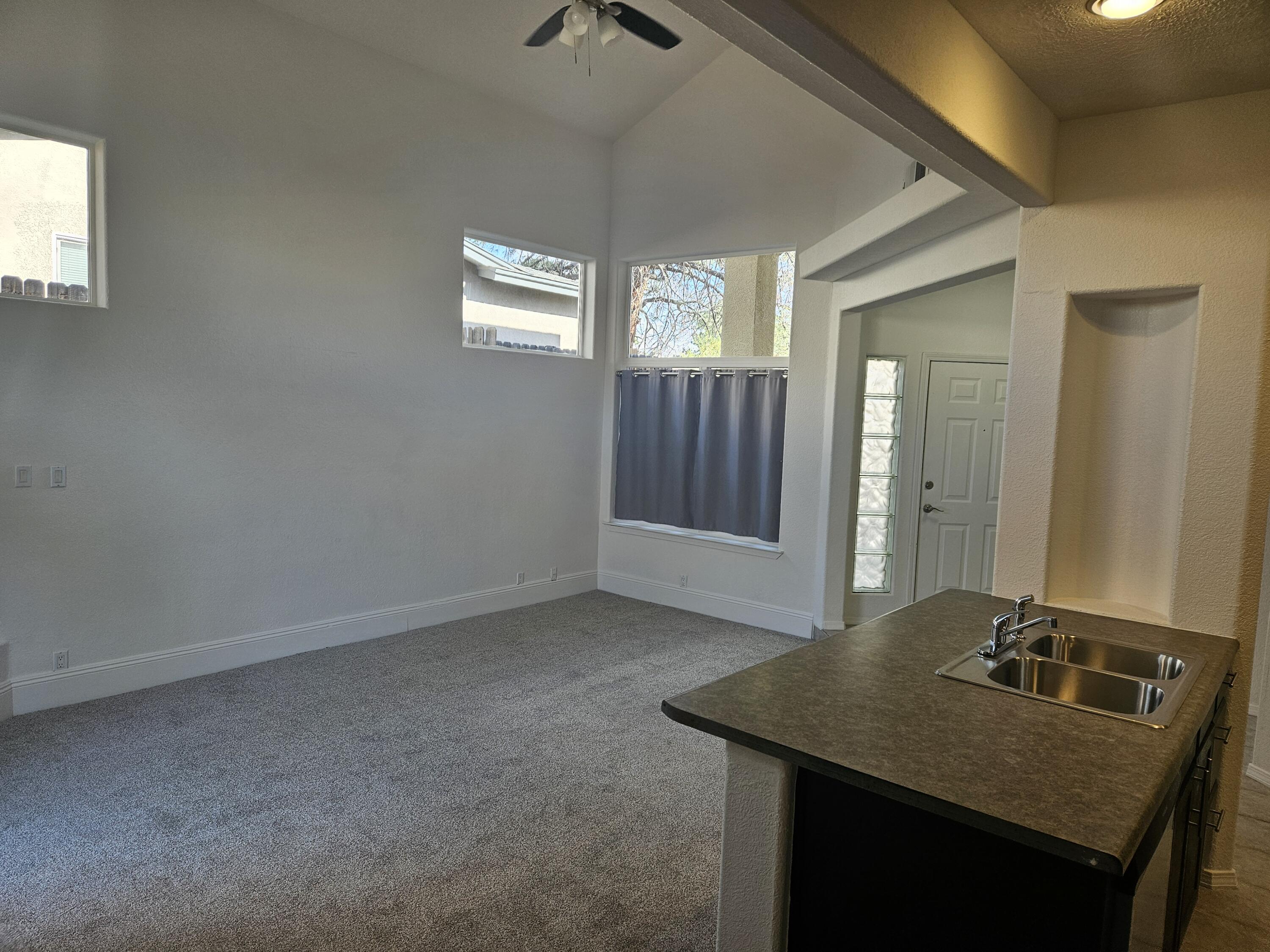 12707 SUMMER Avenue NE