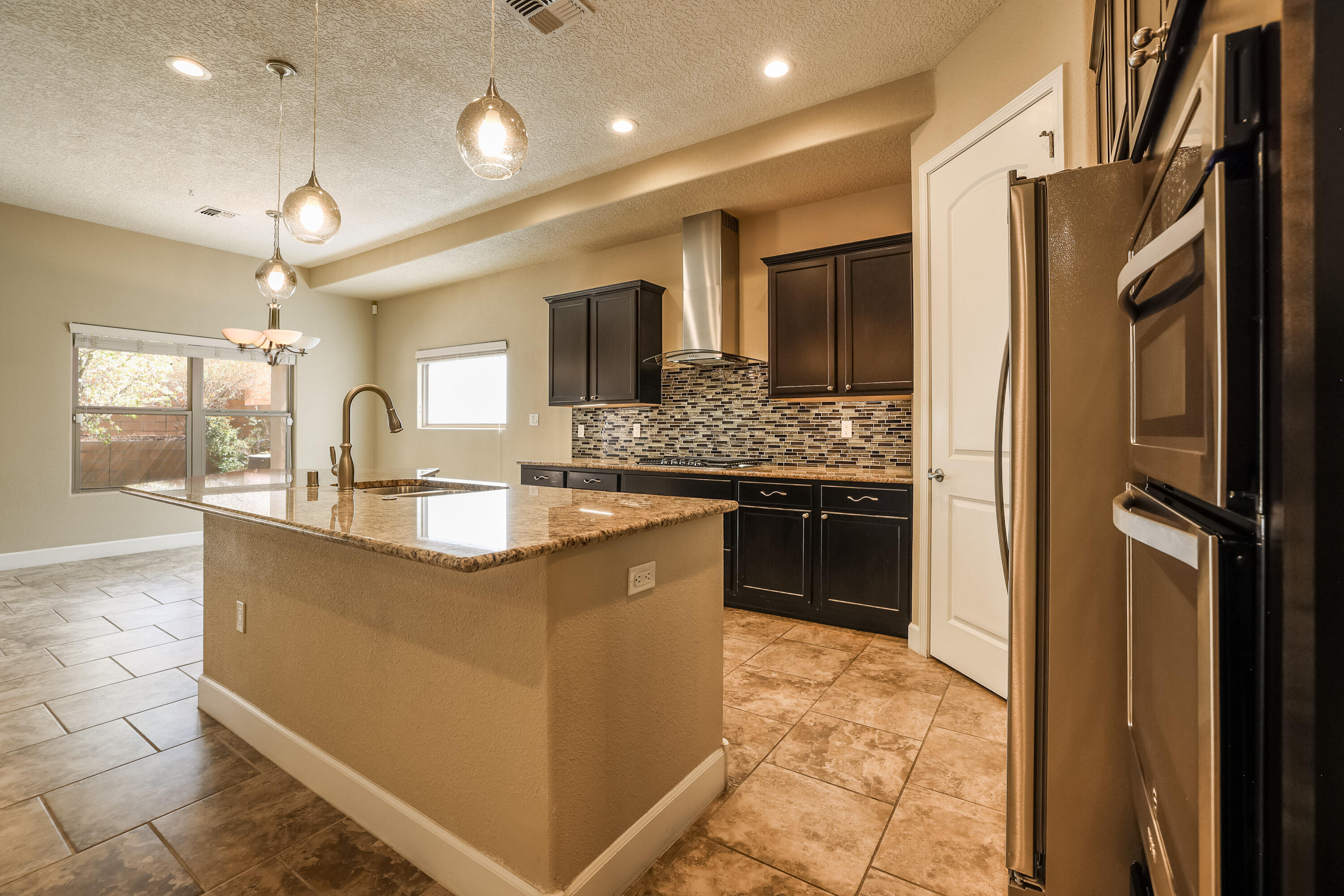 7316 LAGUNA NIGUEL Drive NE