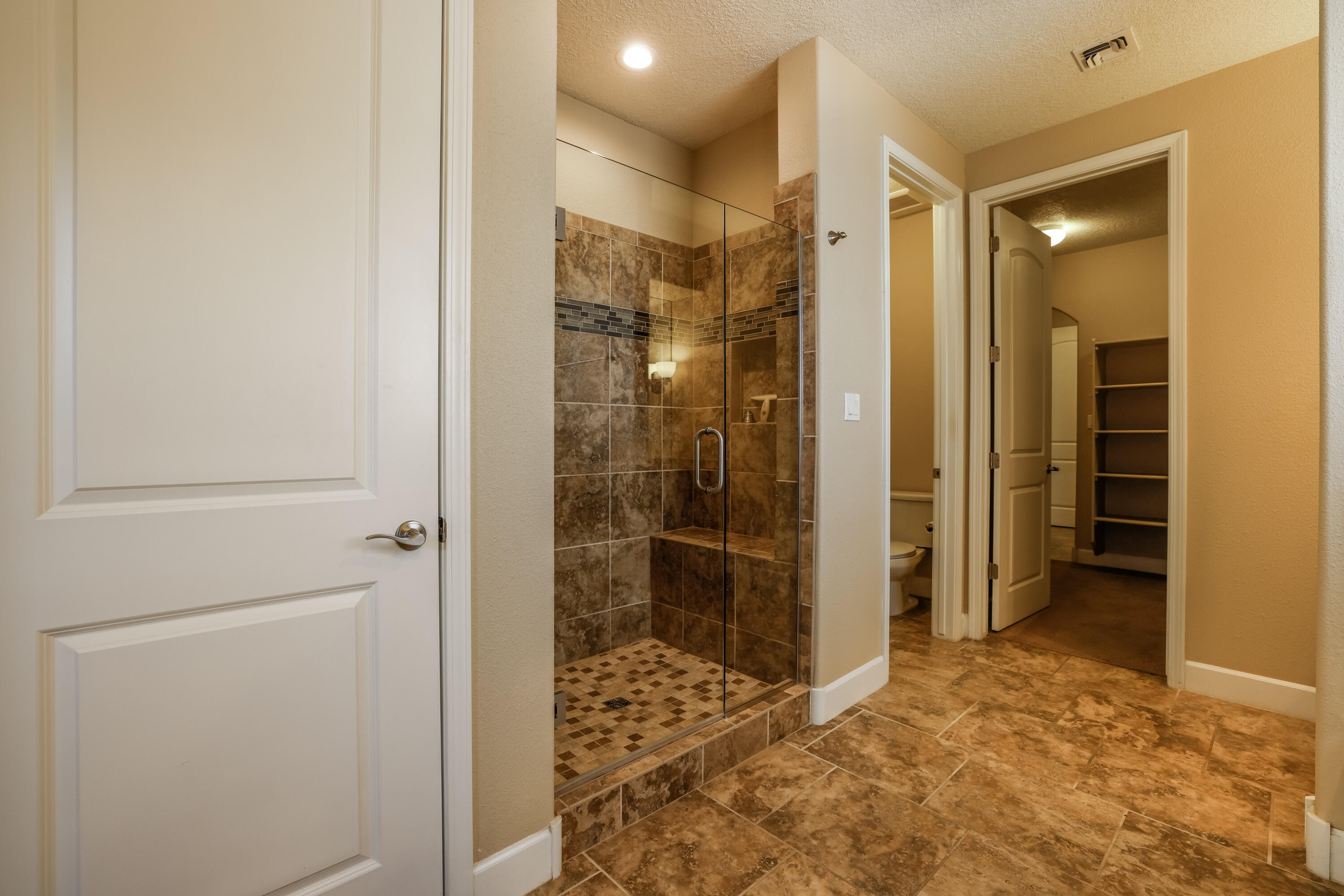 7316 LAGUNA NIGUEL Drive NE