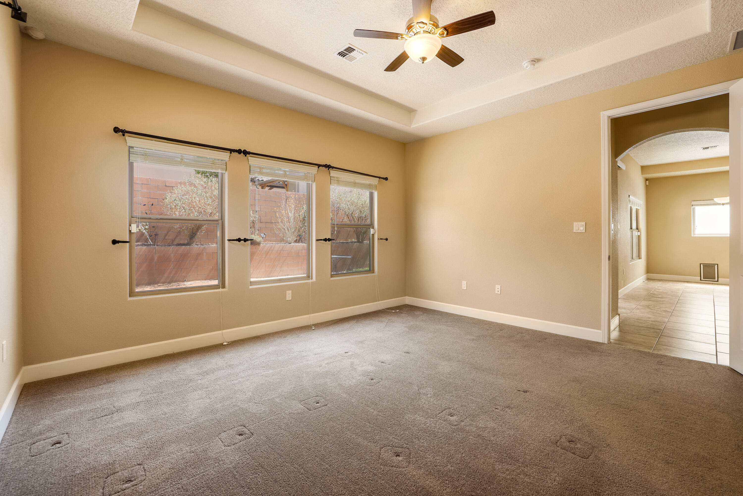 7316 LAGUNA NIGUEL Drive NE