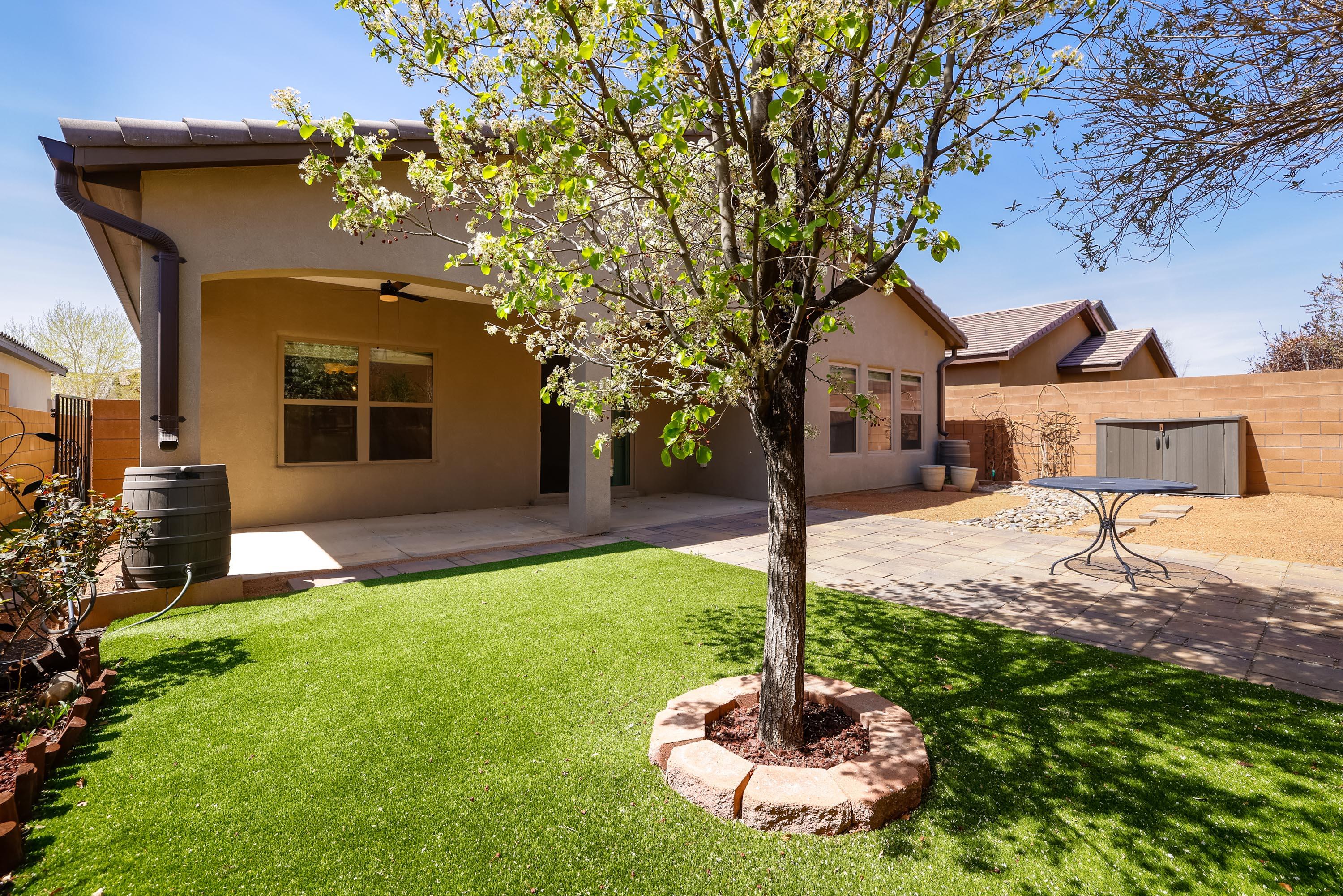 7316 LAGUNA NIGUEL Drive NE
