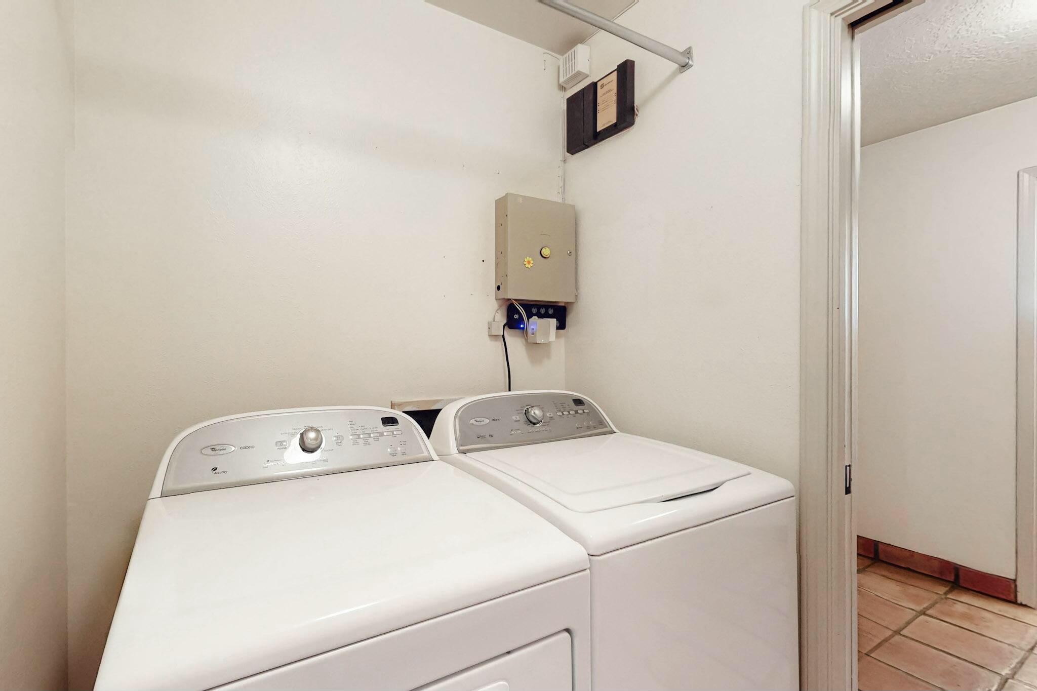 7827 ACADEMY Trail NE