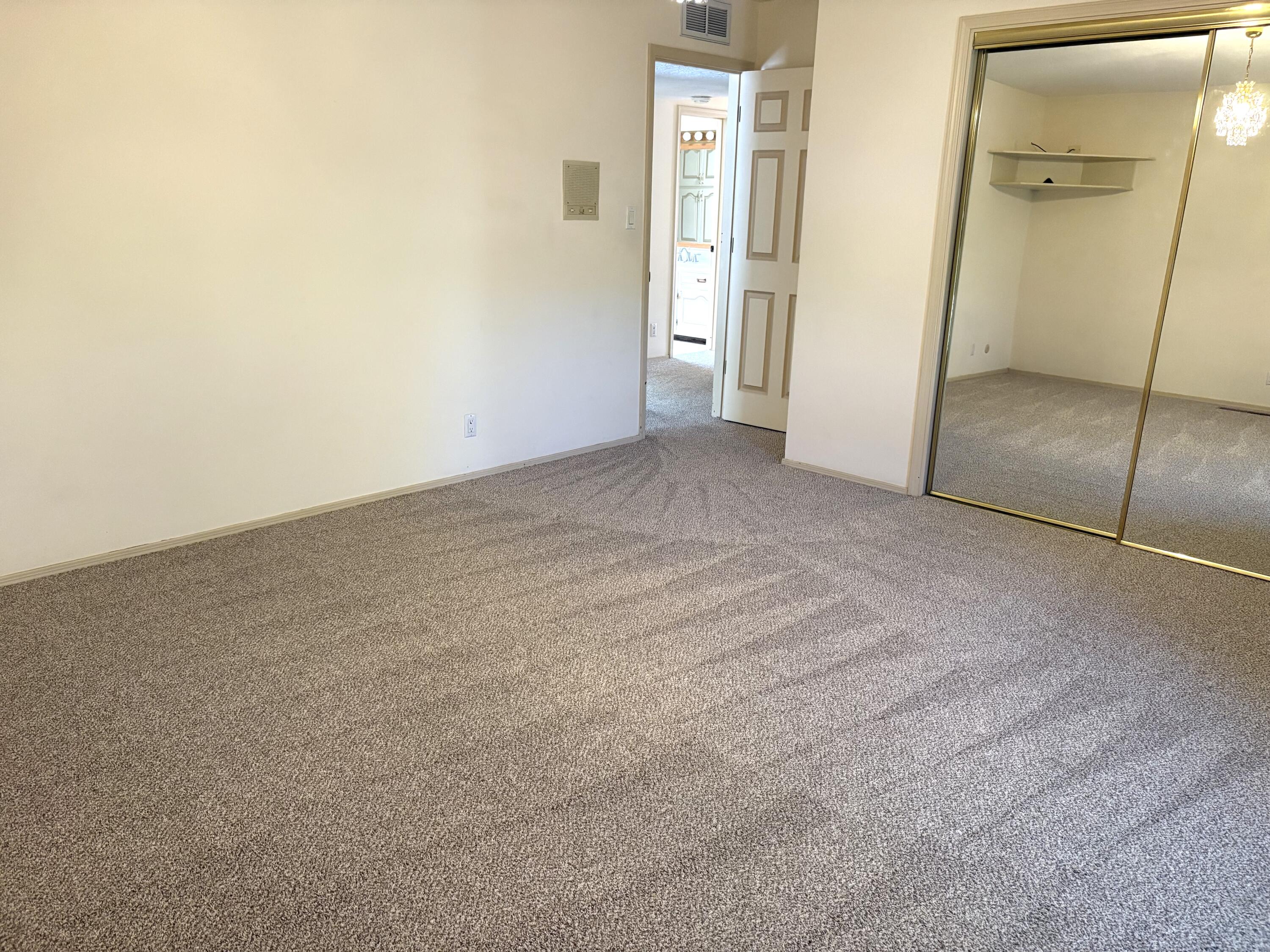 7827 ACADEMY Trail NE