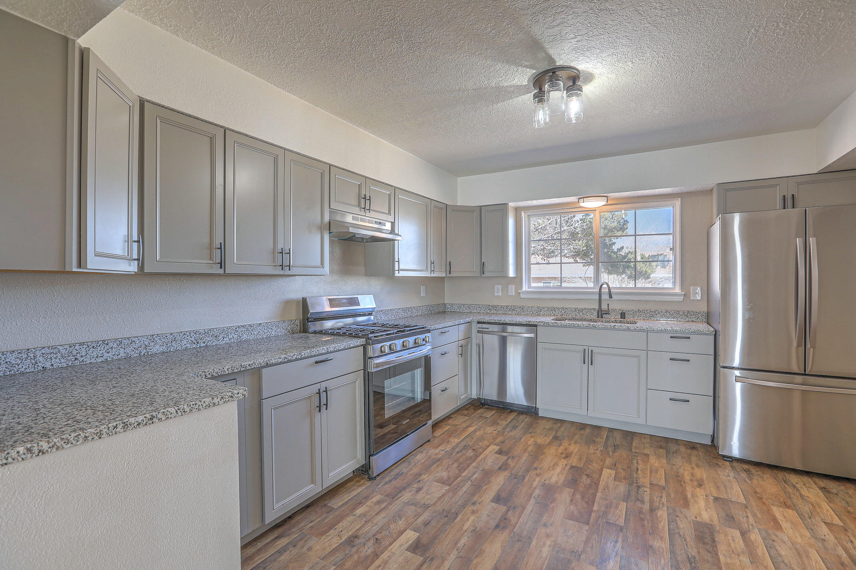 10128 PASEO DEL NORTE NW