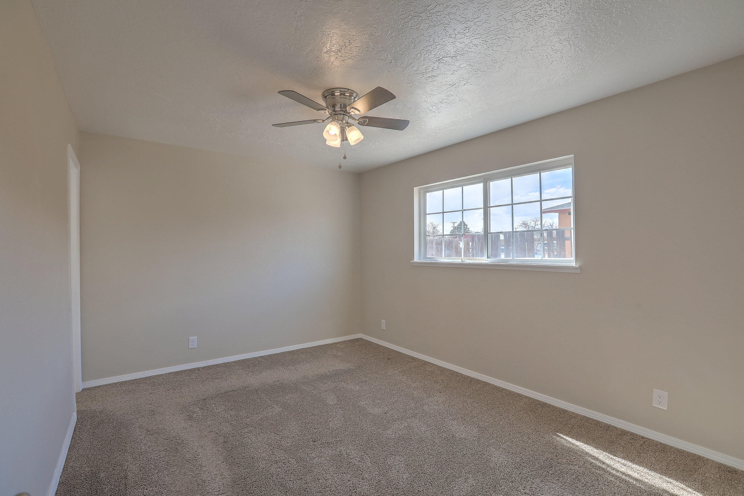 10128 PASEO DEL NORTE NW