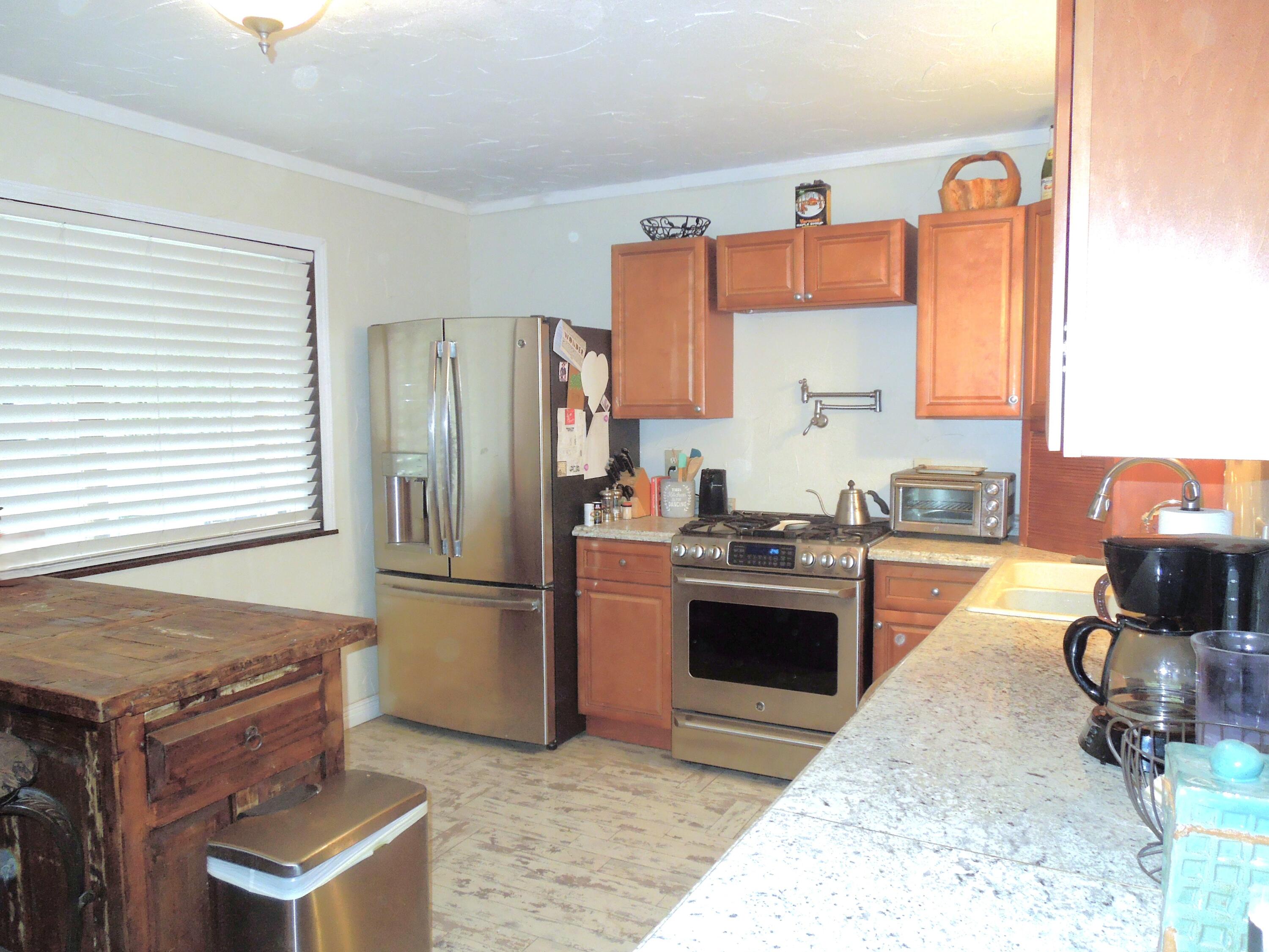 404 3RD Street