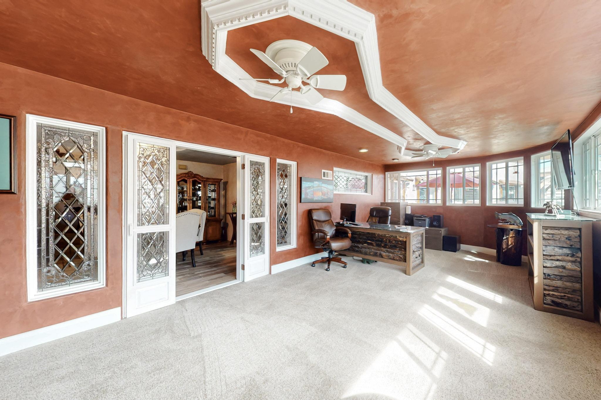 1107 SUNBEAM Road SW