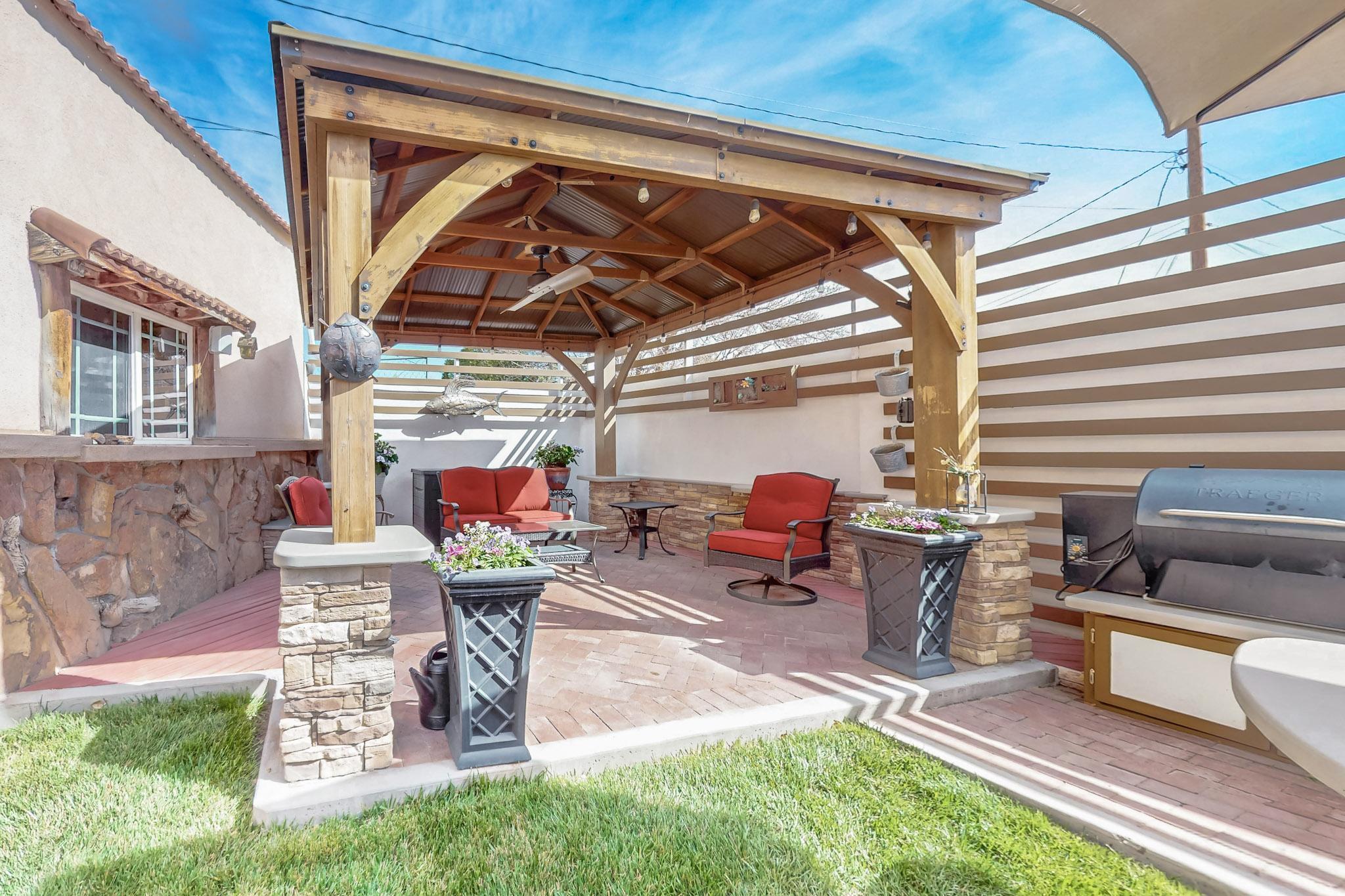 1107 SUNBEAM Road SW