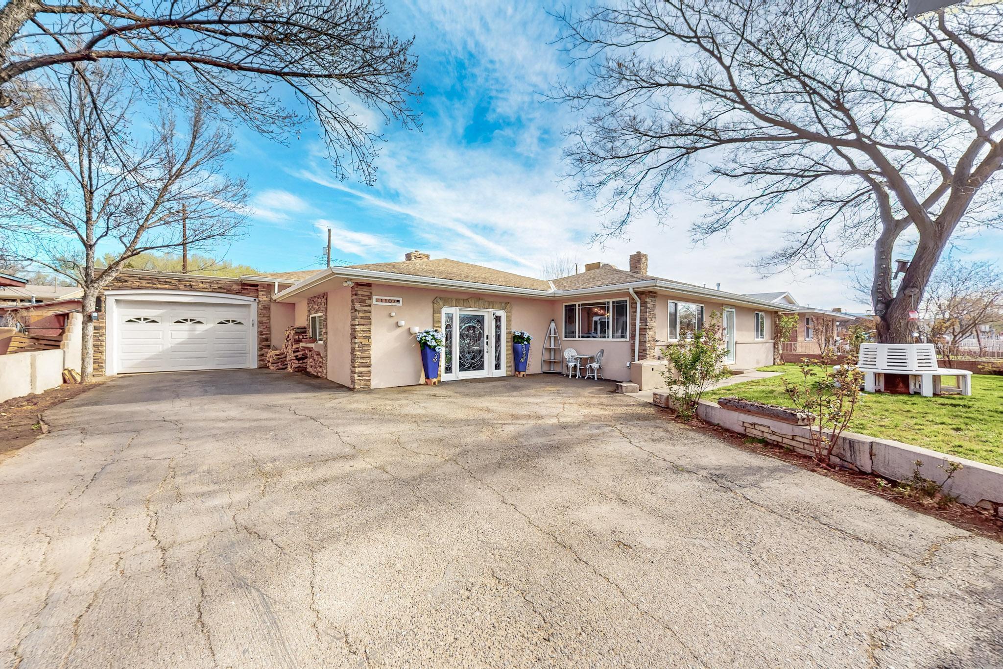 1107 SUNBEAM Road SW