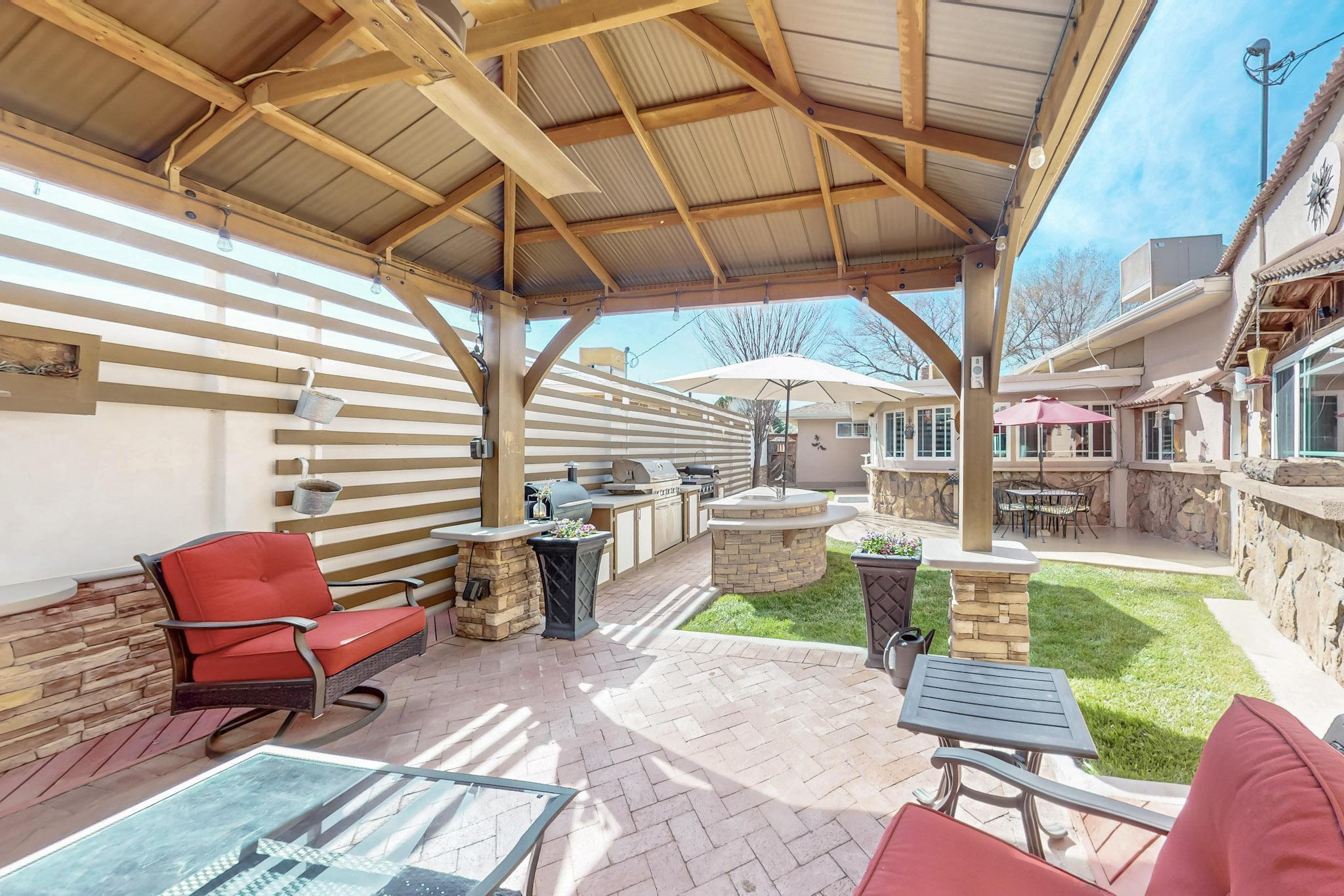 1107 SUNBEAM Road SW