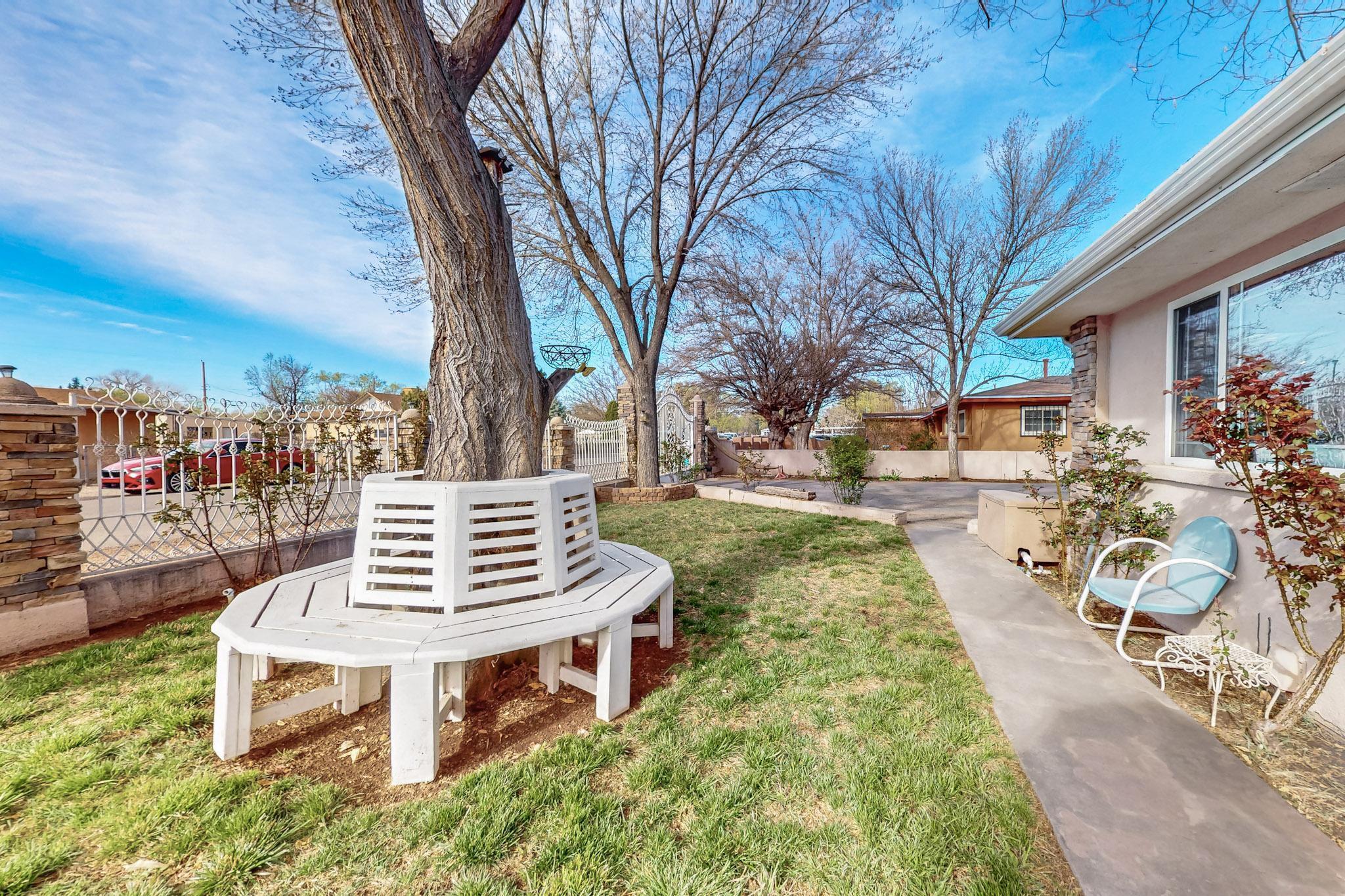 1107 SUNBEAM Road SW