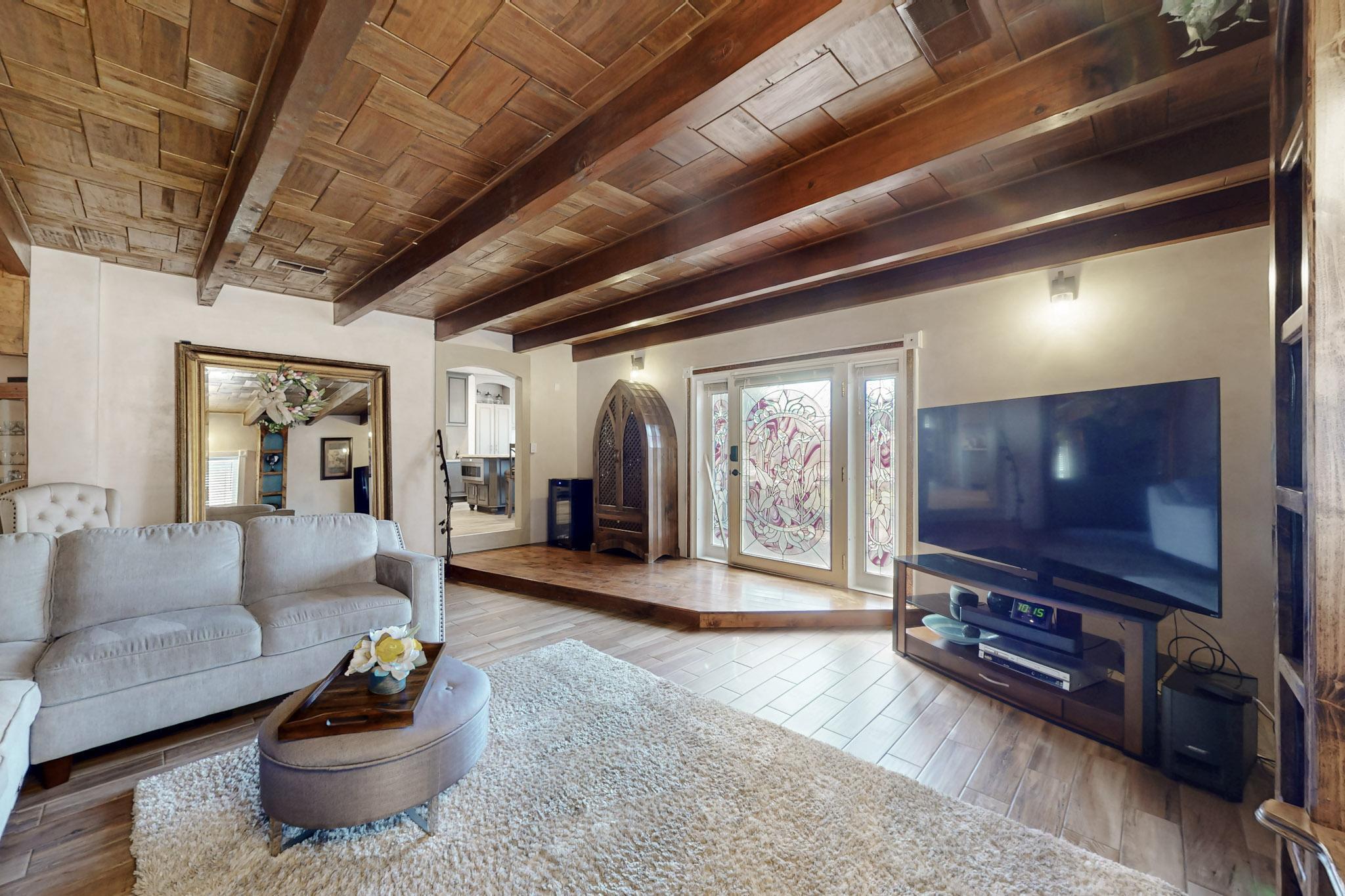 1107 SUNBEAM Road SW
