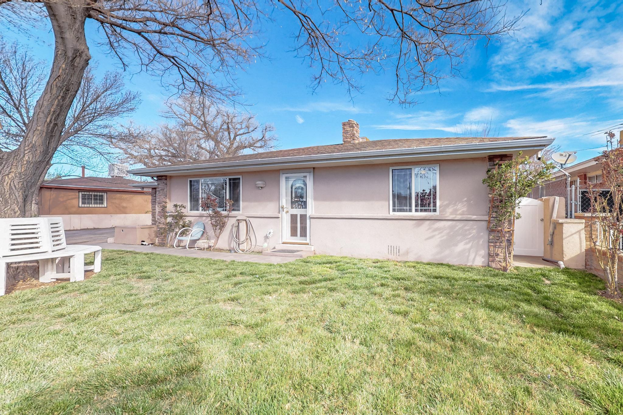 1107 SUNBEAM Road SW