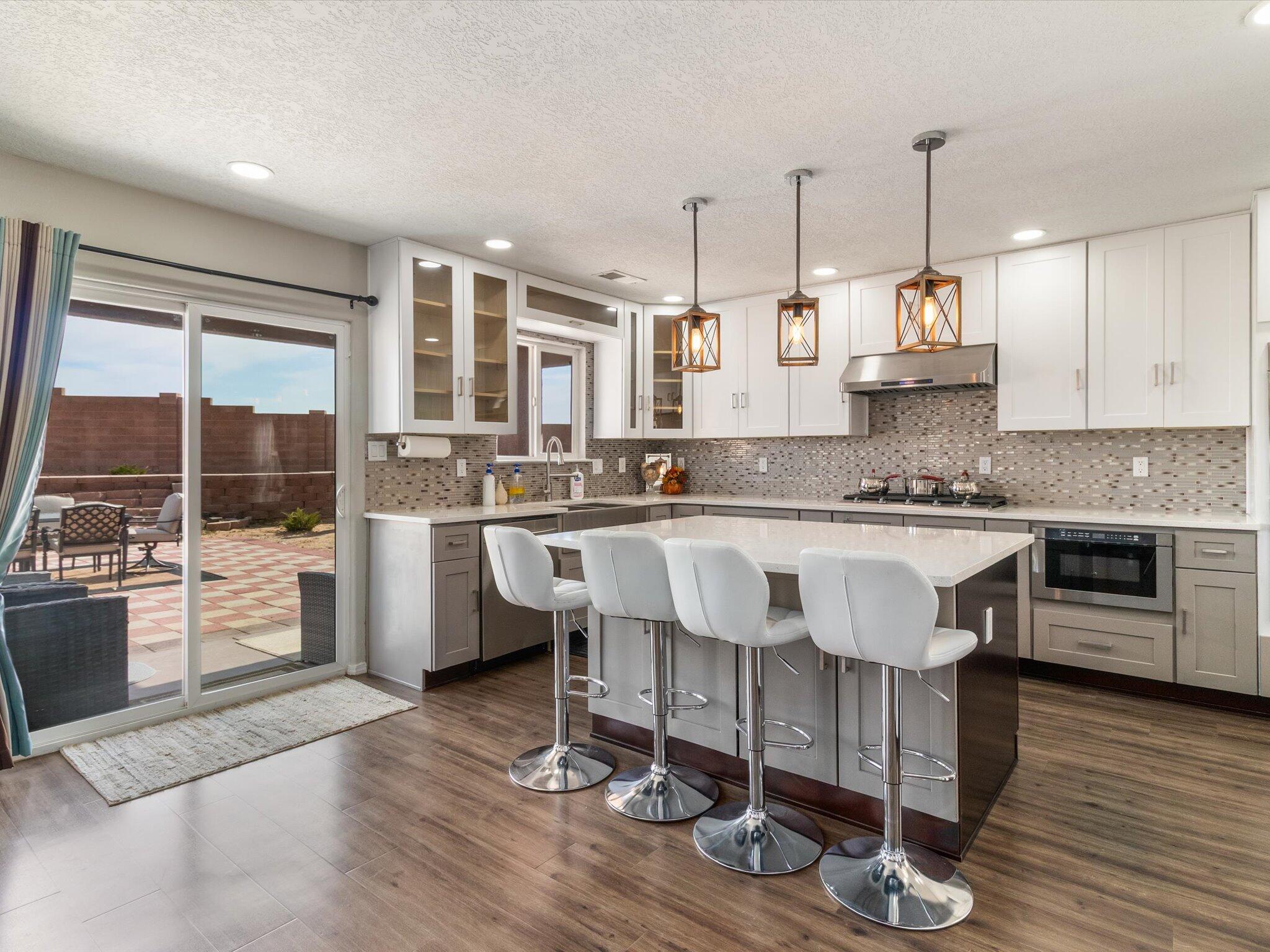 3904 Oasis Springs Rd NE Road NE