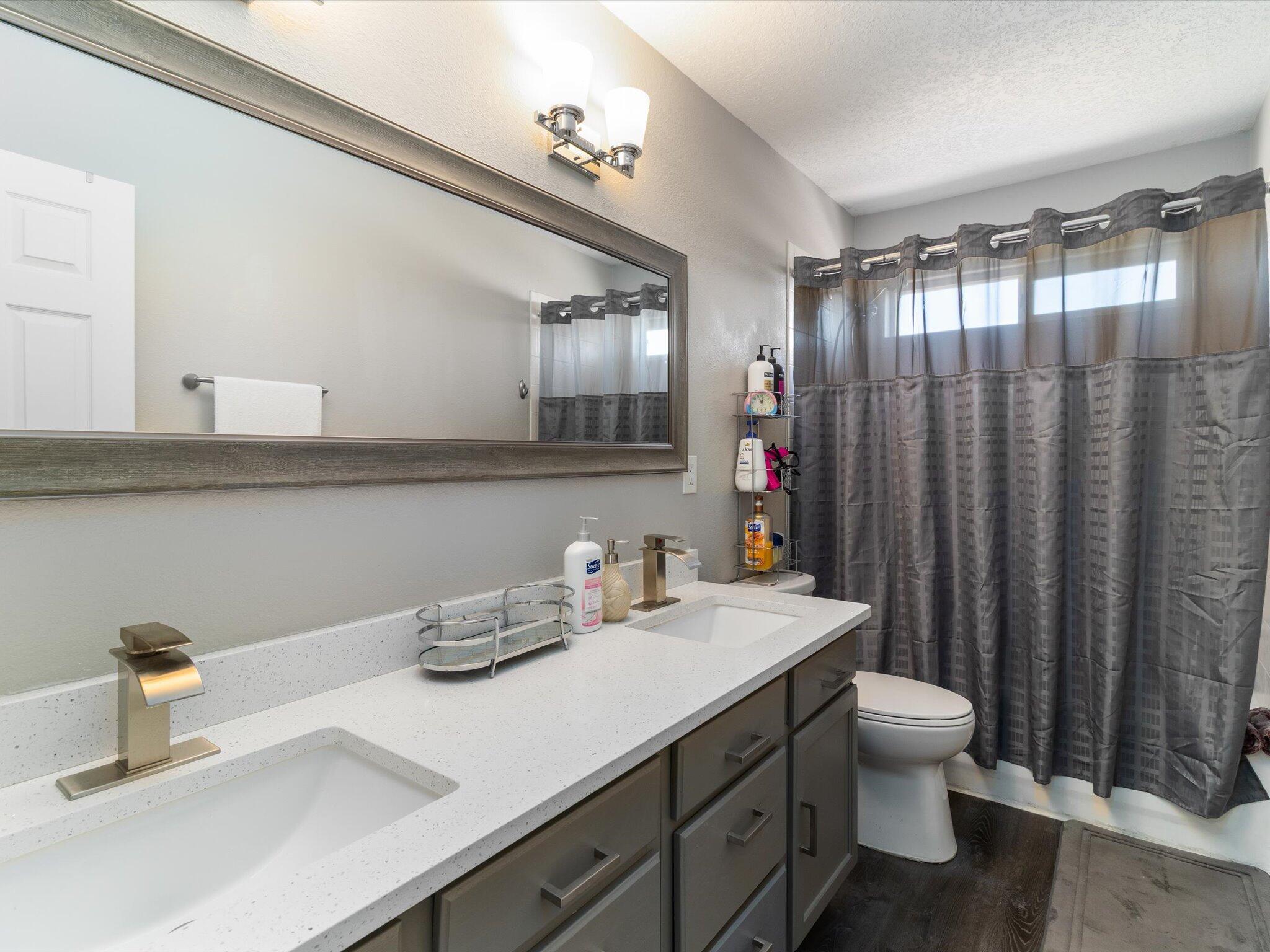 3904 Oasis Springs Rd NE Road NE