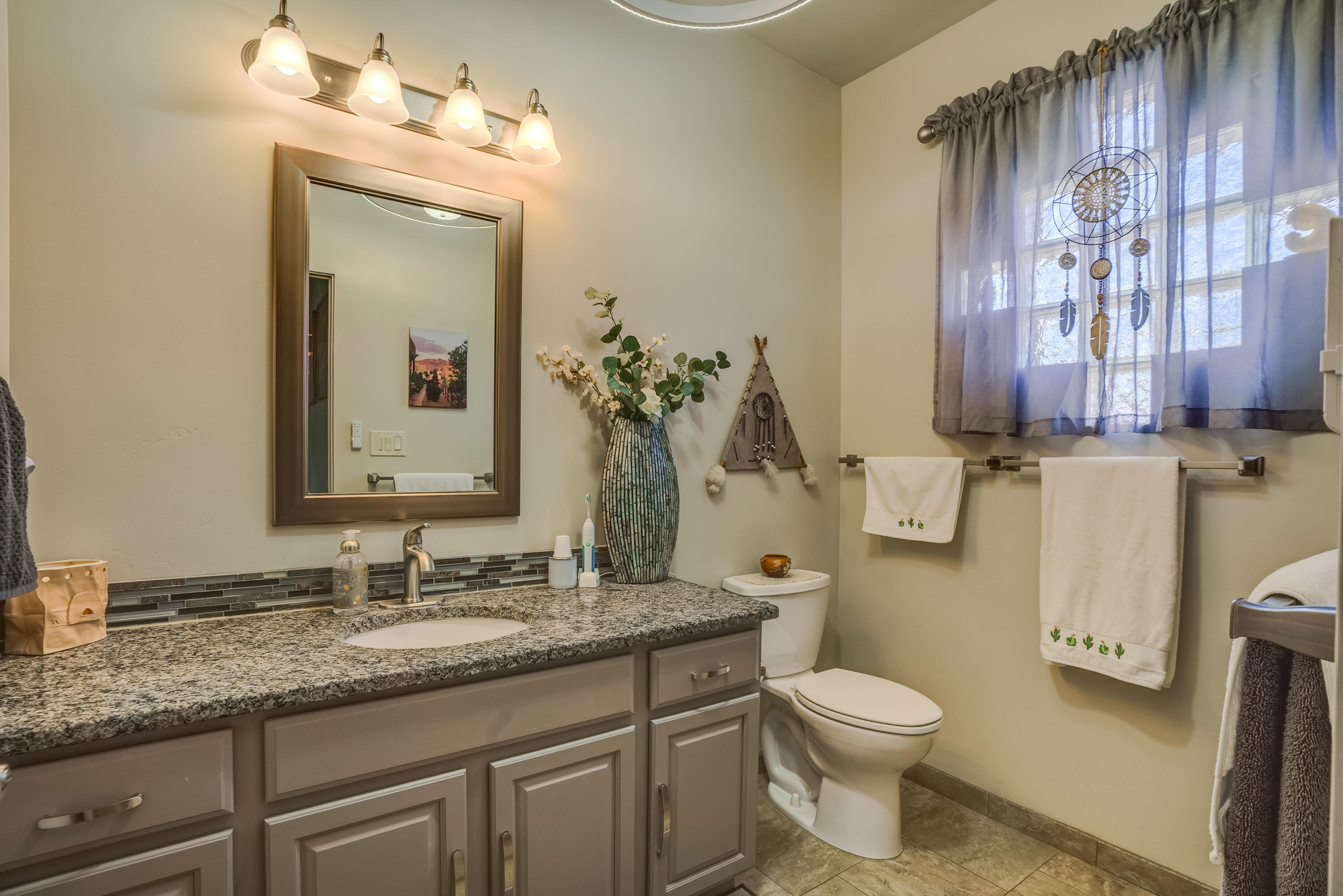 816 Avenida los Suenos