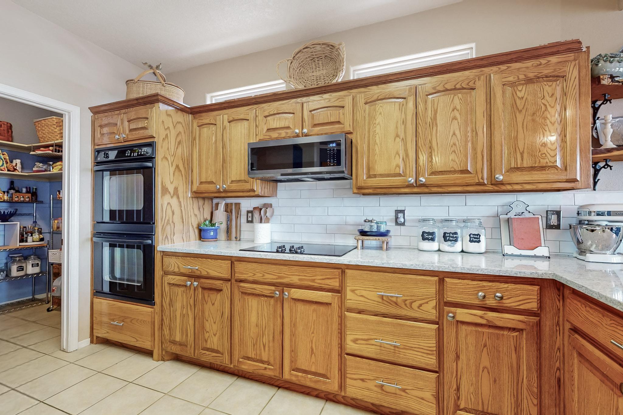 10436 CHANDLER Drive NW