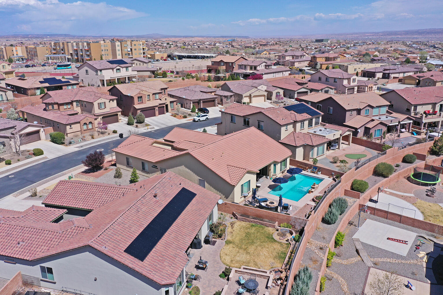 4205 PICO NORTE Lane NE