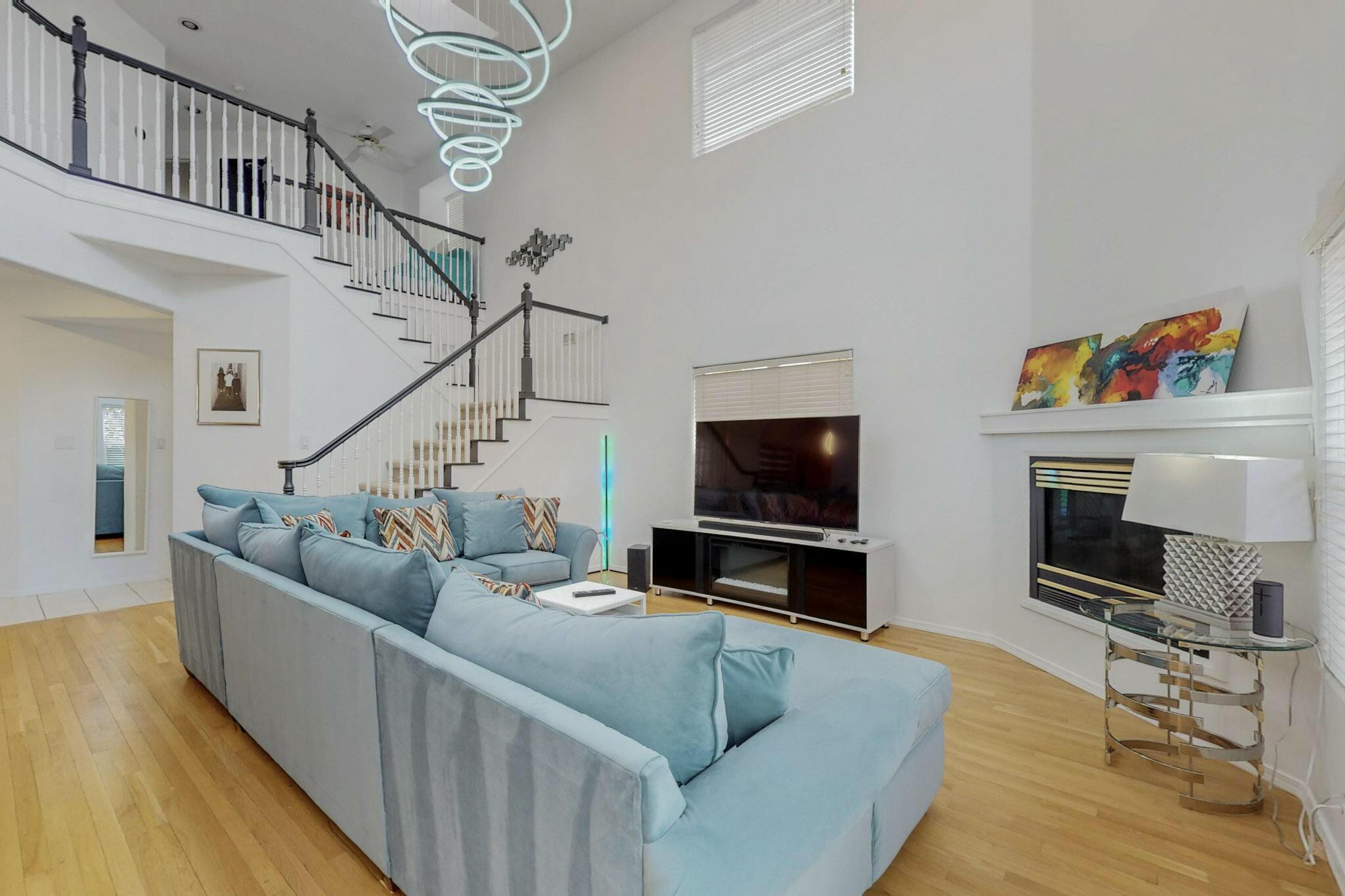 7231 CARDIFF Avenue NE