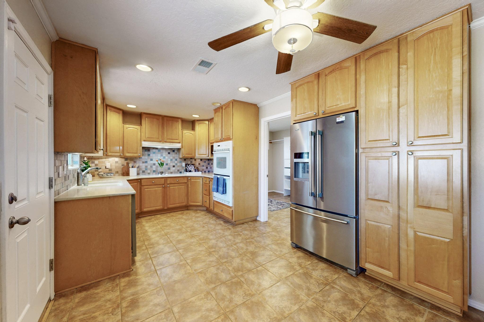 8813 Robin Avenue NE