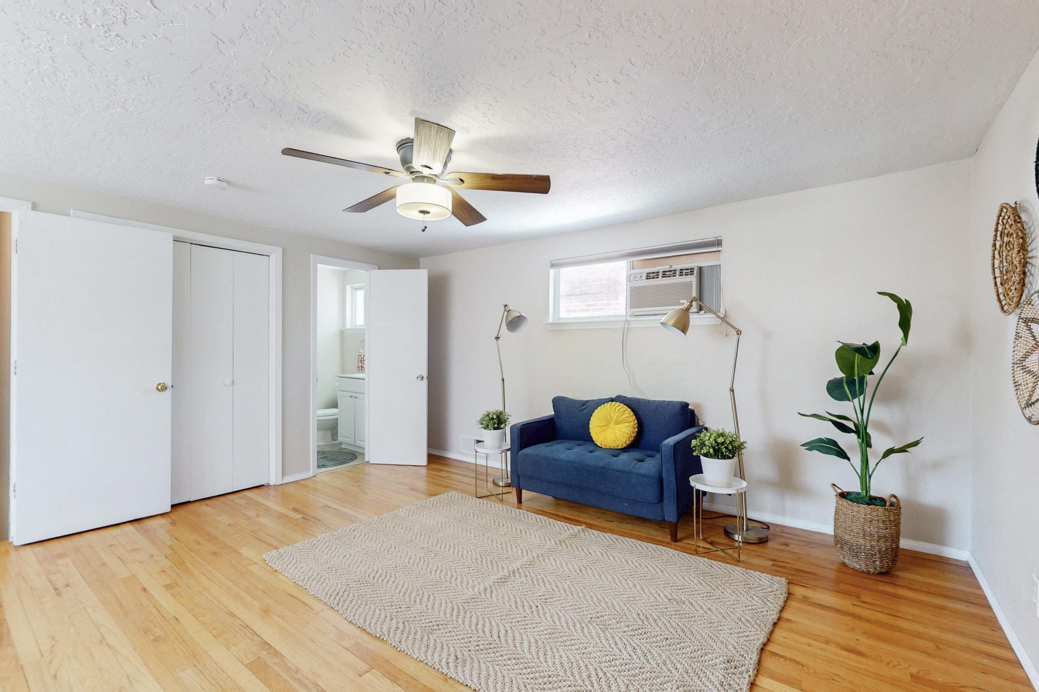 8813 Robin Avenue NE