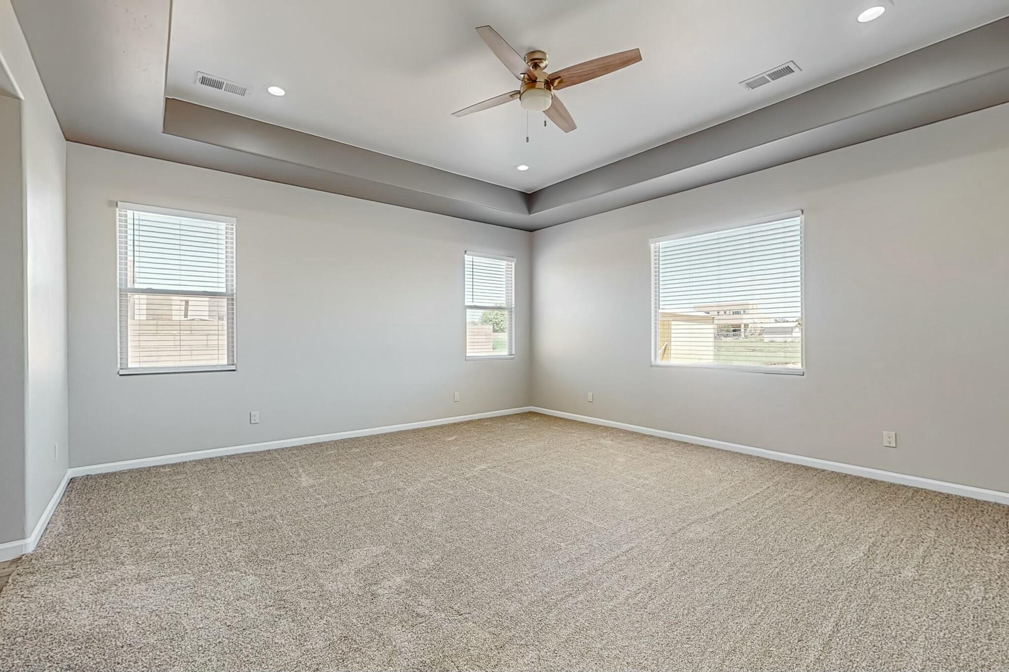 861 Starry Sky Avenue NE