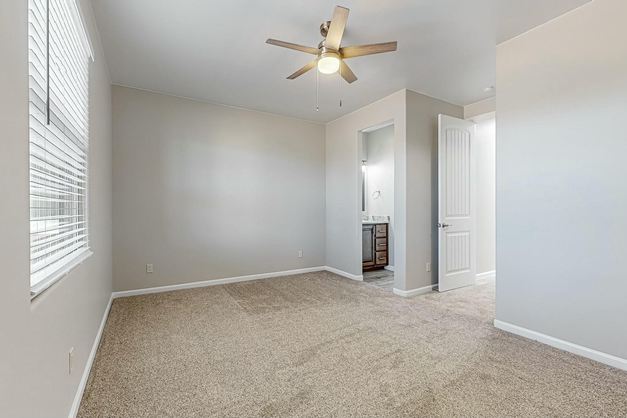 861 Starry Sky Avenue NE