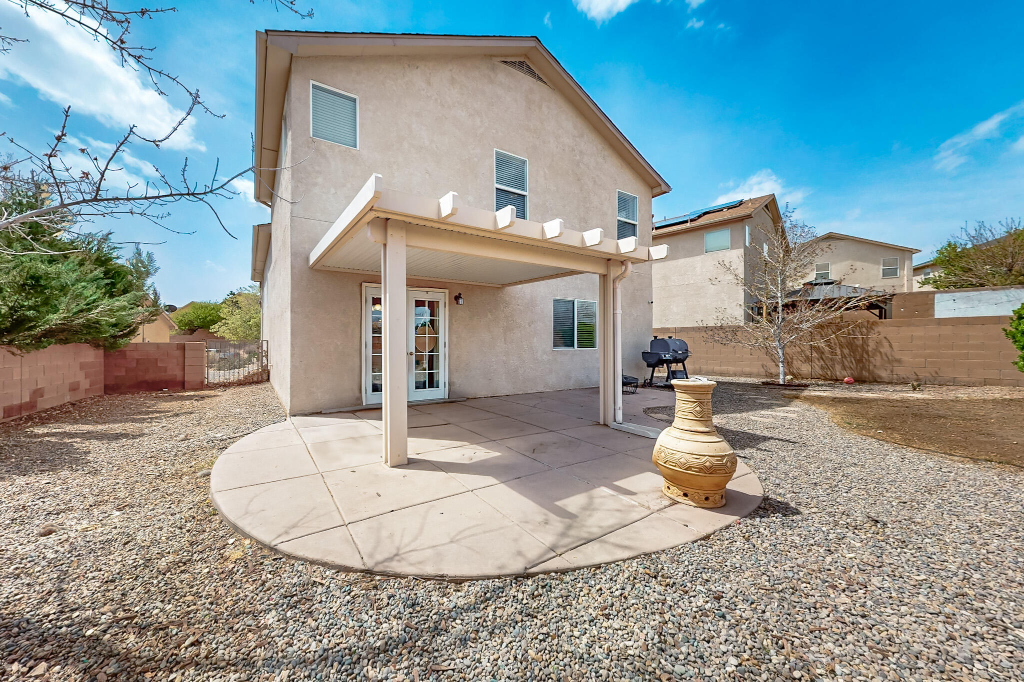 9932 SUNSHINE MESA Drive NW