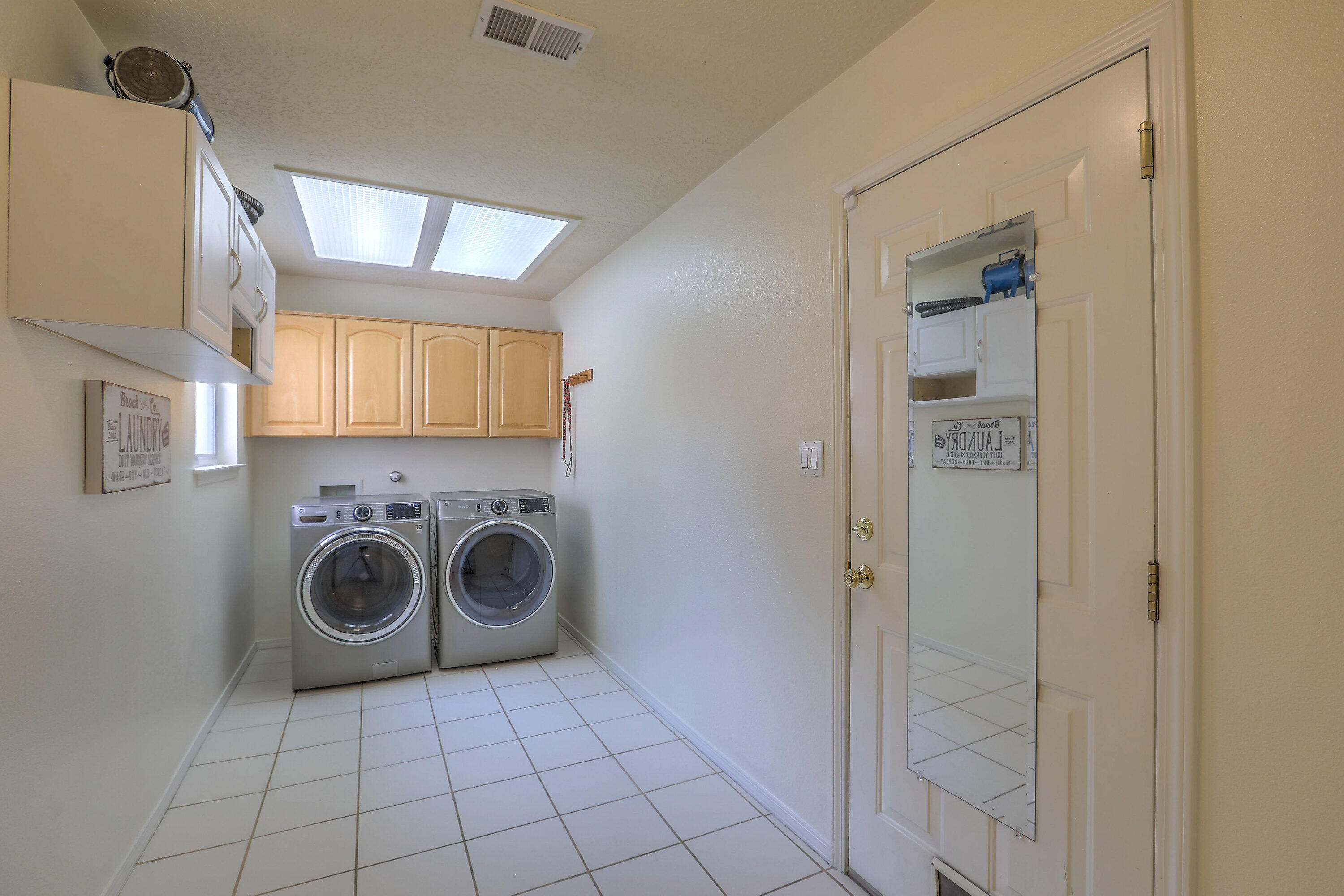 4504 HARPERS FERRY Court NW
