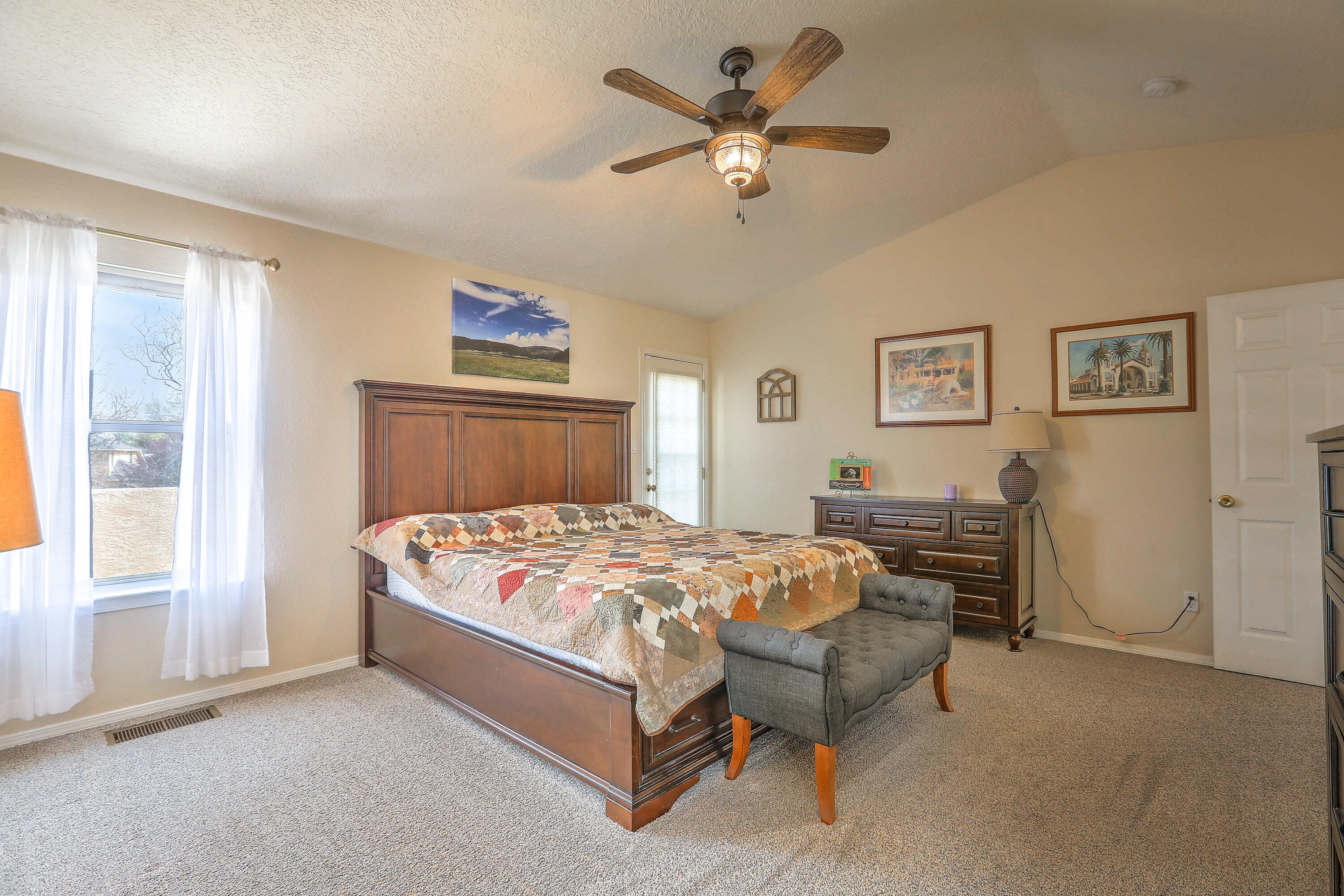 4504 HARPERS FERRY Court NW