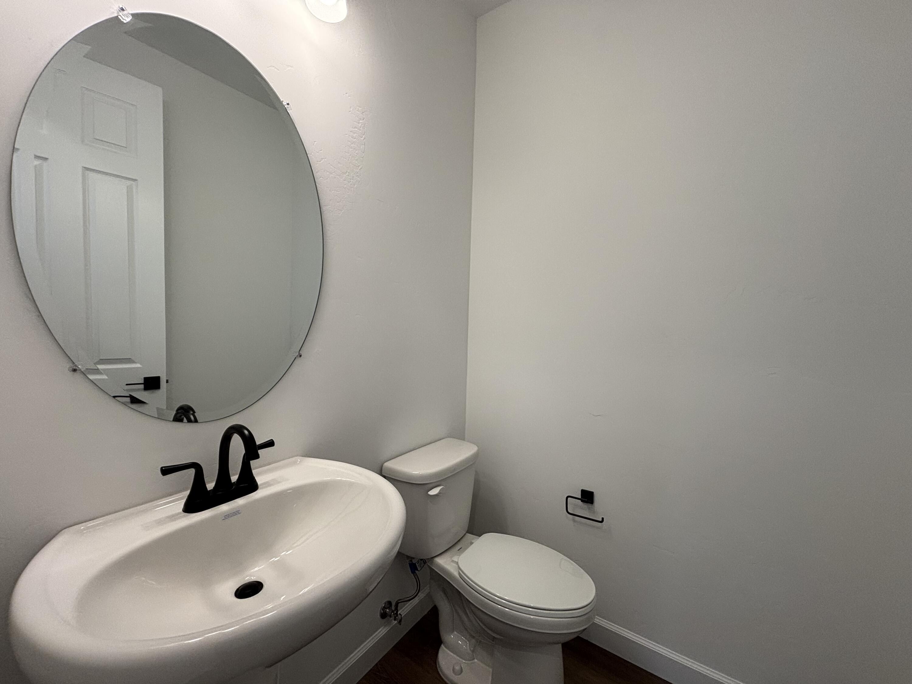 3221 Matador Street SE