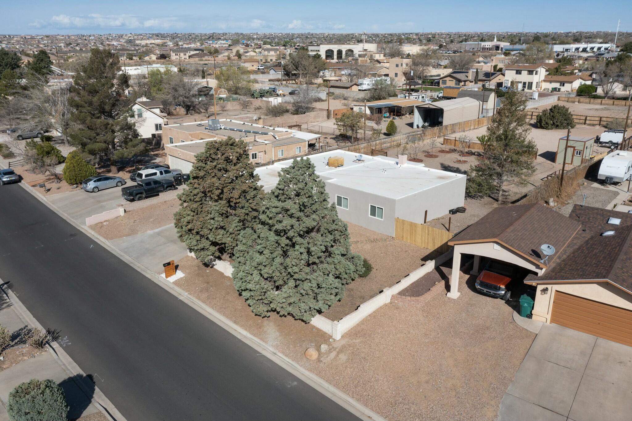 3105 MAY Circle SE