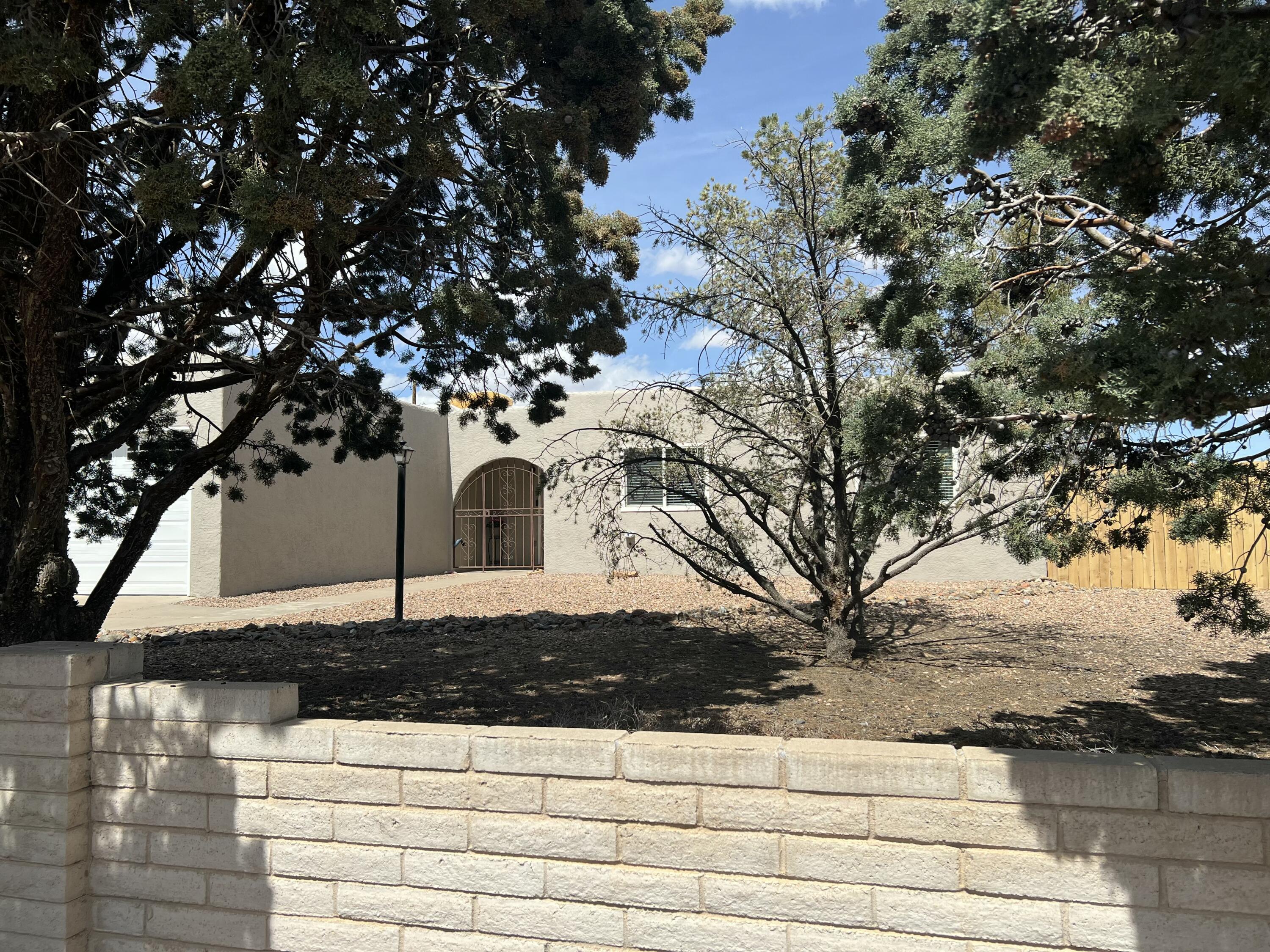 3105 MAY Circle SE