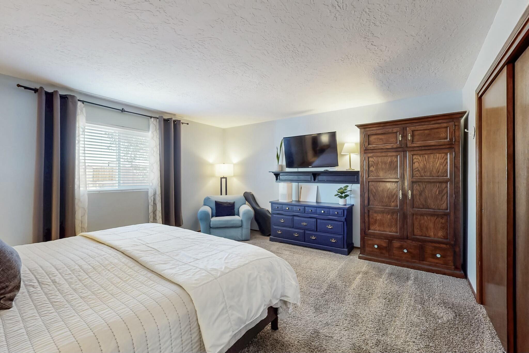 3105 MAY Circle SE