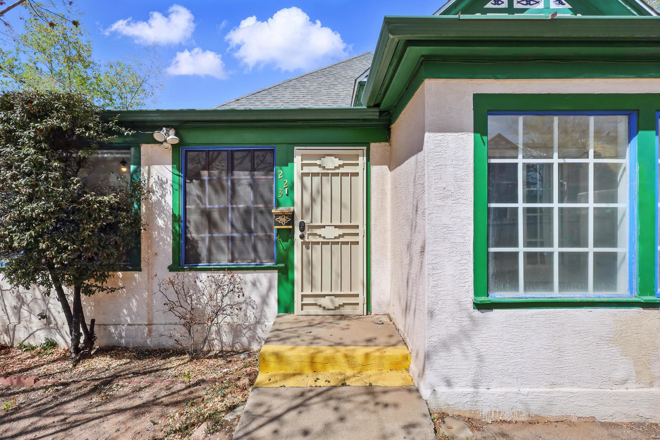 223 Edith Boulevard SE