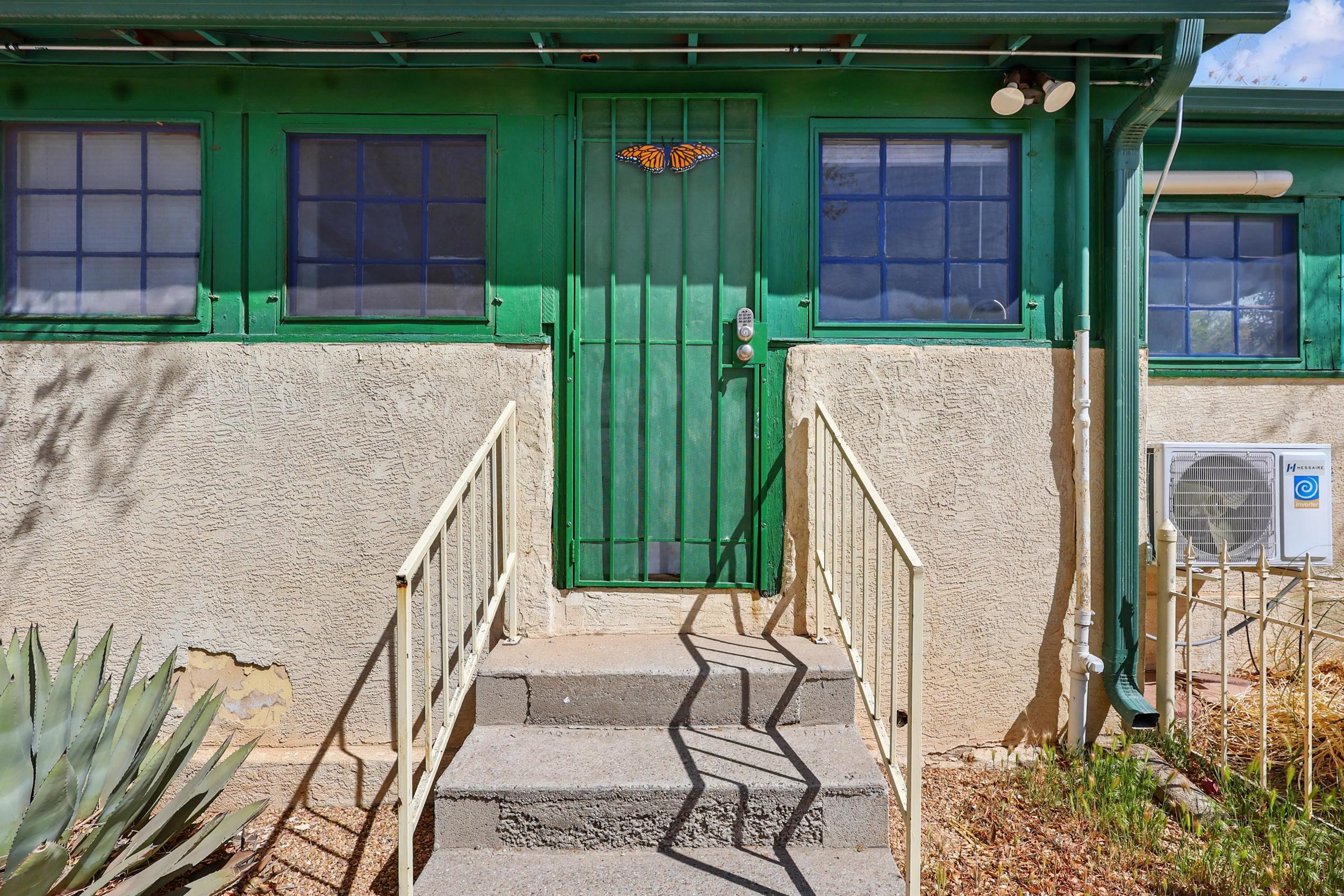223 Edith Boulevard SE