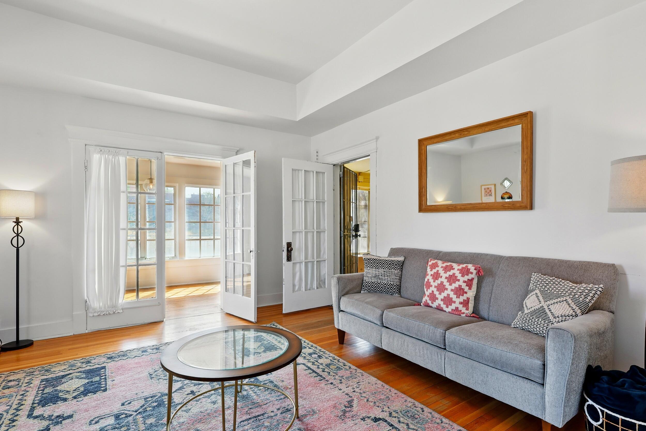 223 Edith Boulevard SE