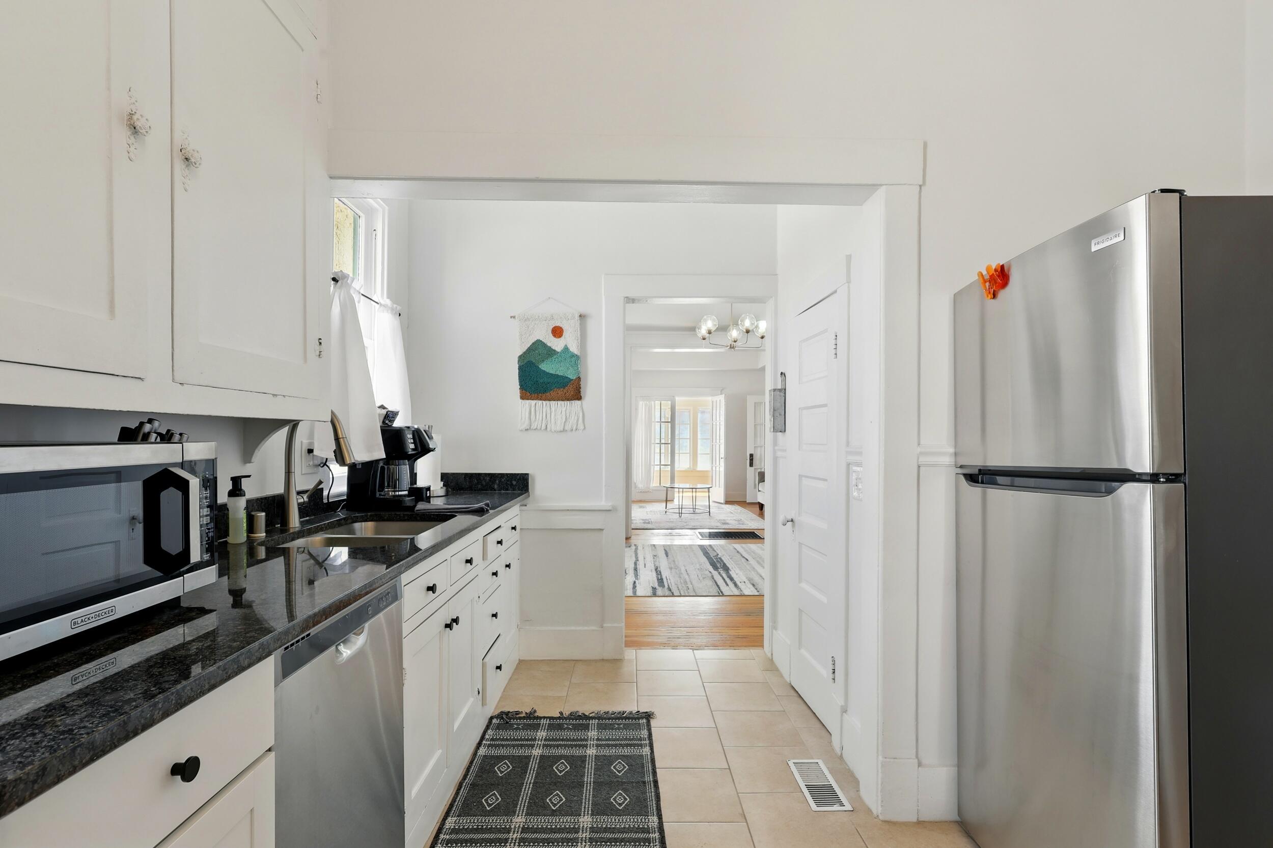 223 Edith Boulevard SE