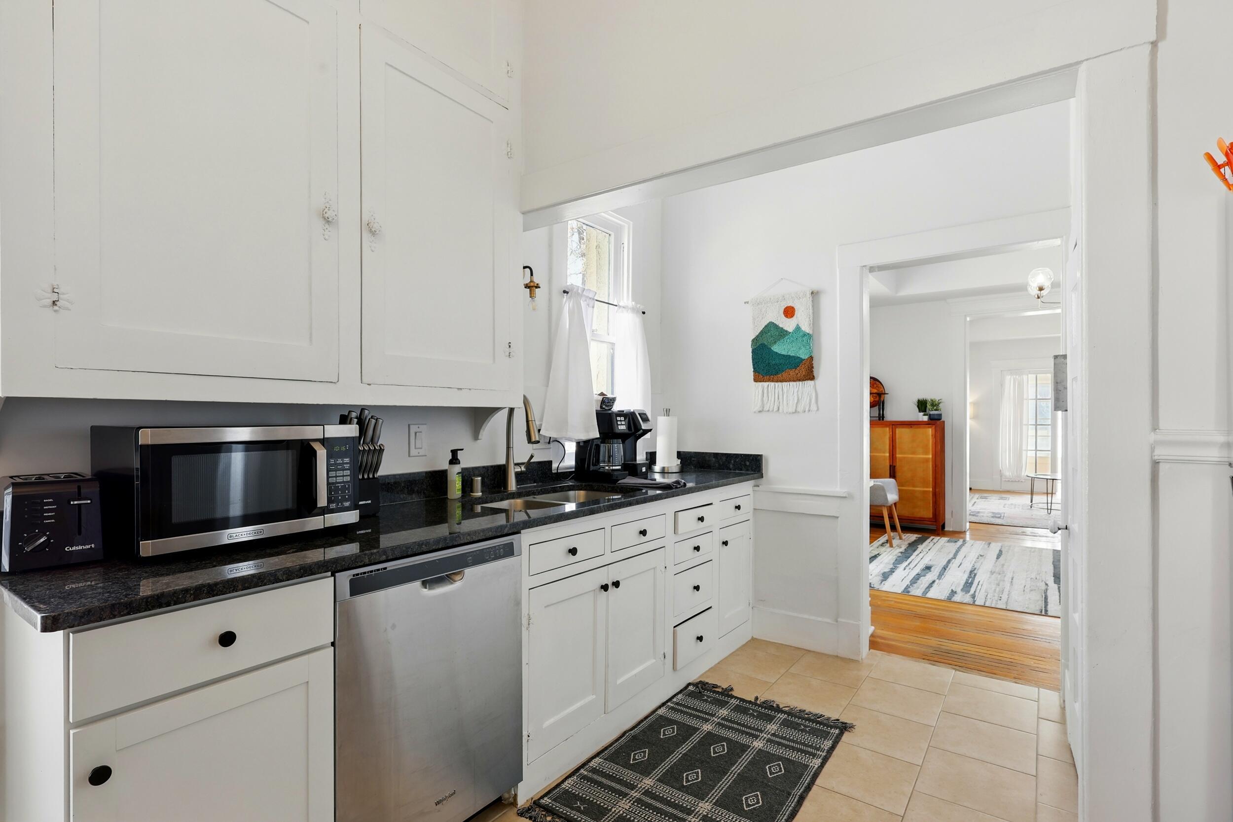 223 Edith Boulevard SE