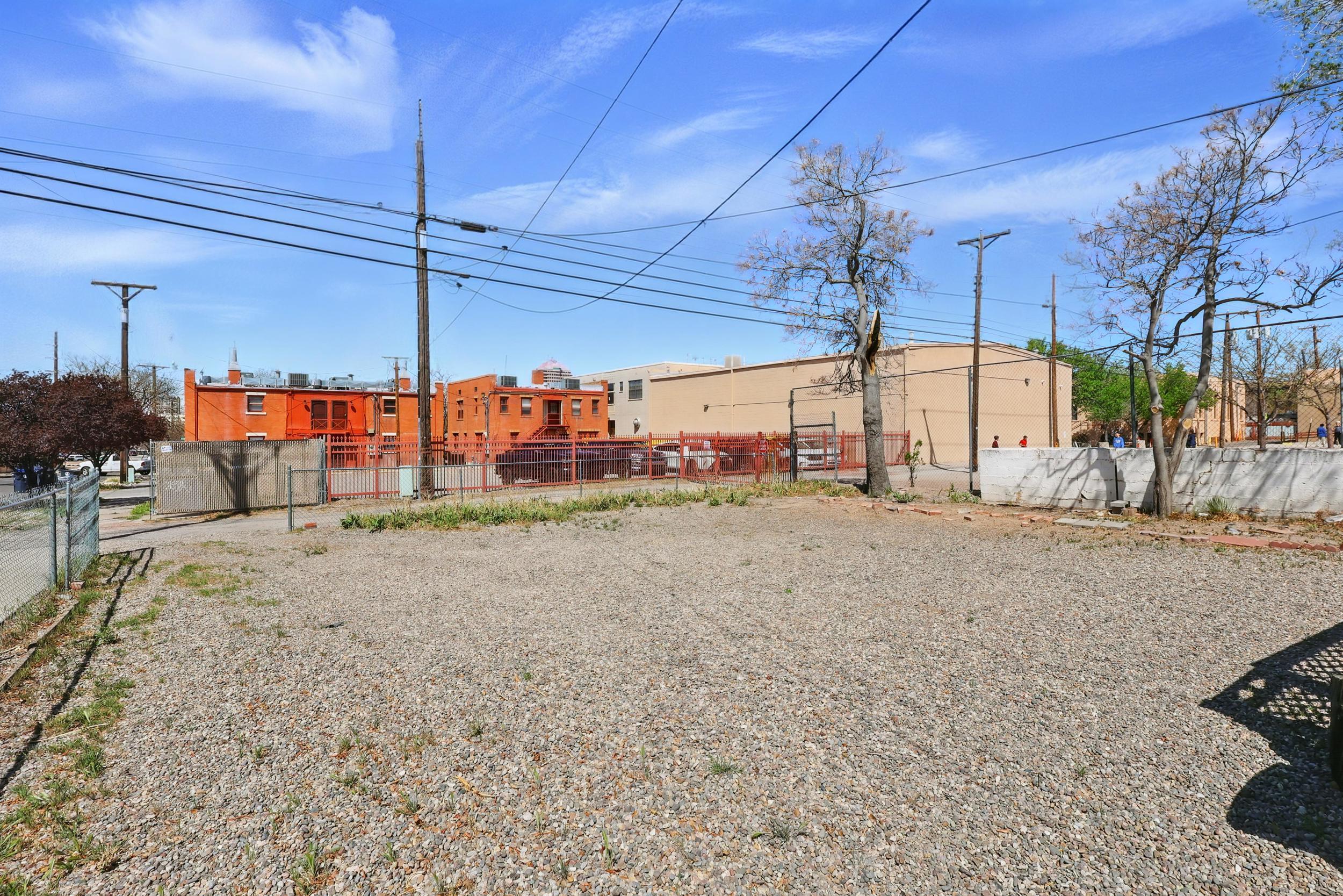 223 Edith Boulevard SE
